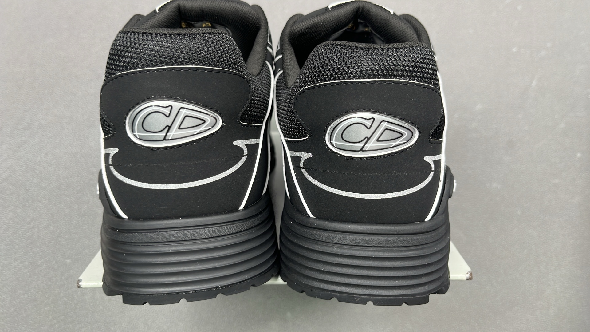 CD Brand Retro Running Shoes for Men and Women