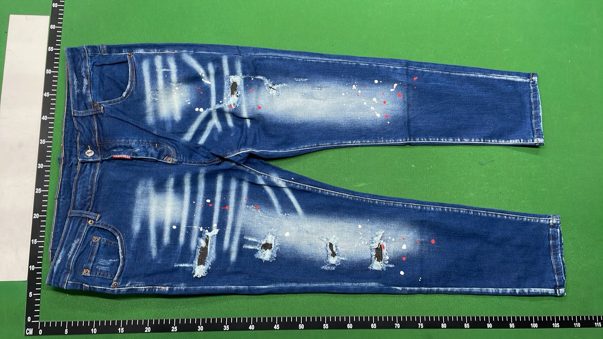 DSQUARED2 ICON Black Denim Jeans with Paint Splatter Design