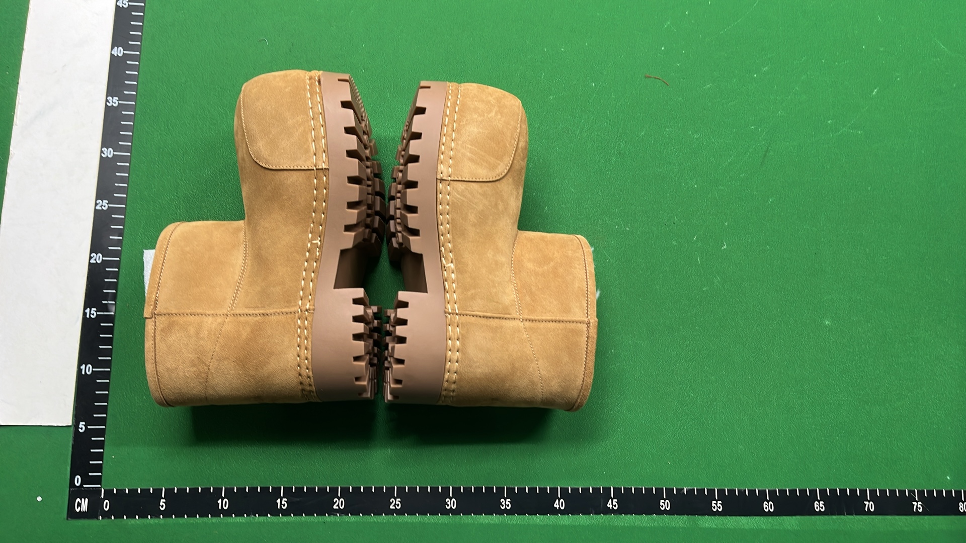 Brown Suede Winter Boots with Faux Fur Lining