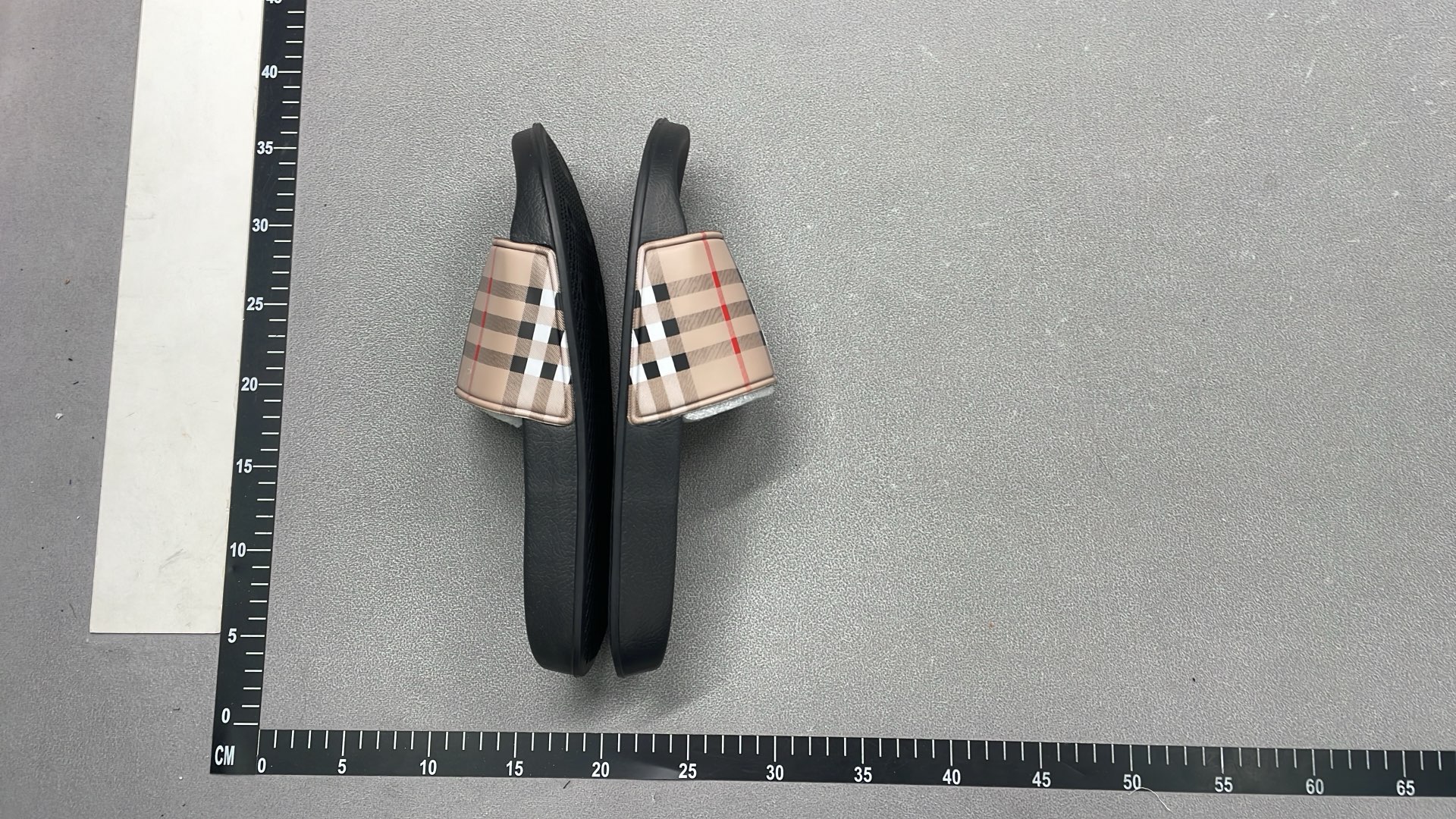 Black Bee Print Couple Slippers for Indoor Outdoor Use