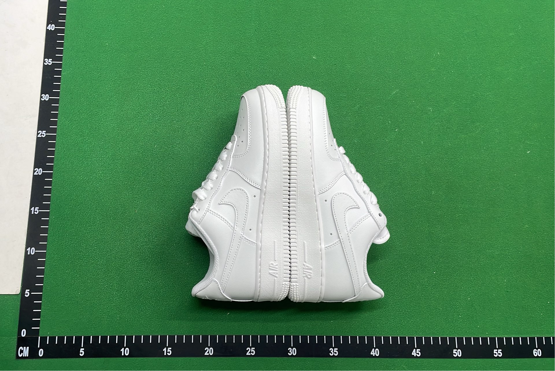 Nike Air Force 1 Low White Black Tan Red Supreme