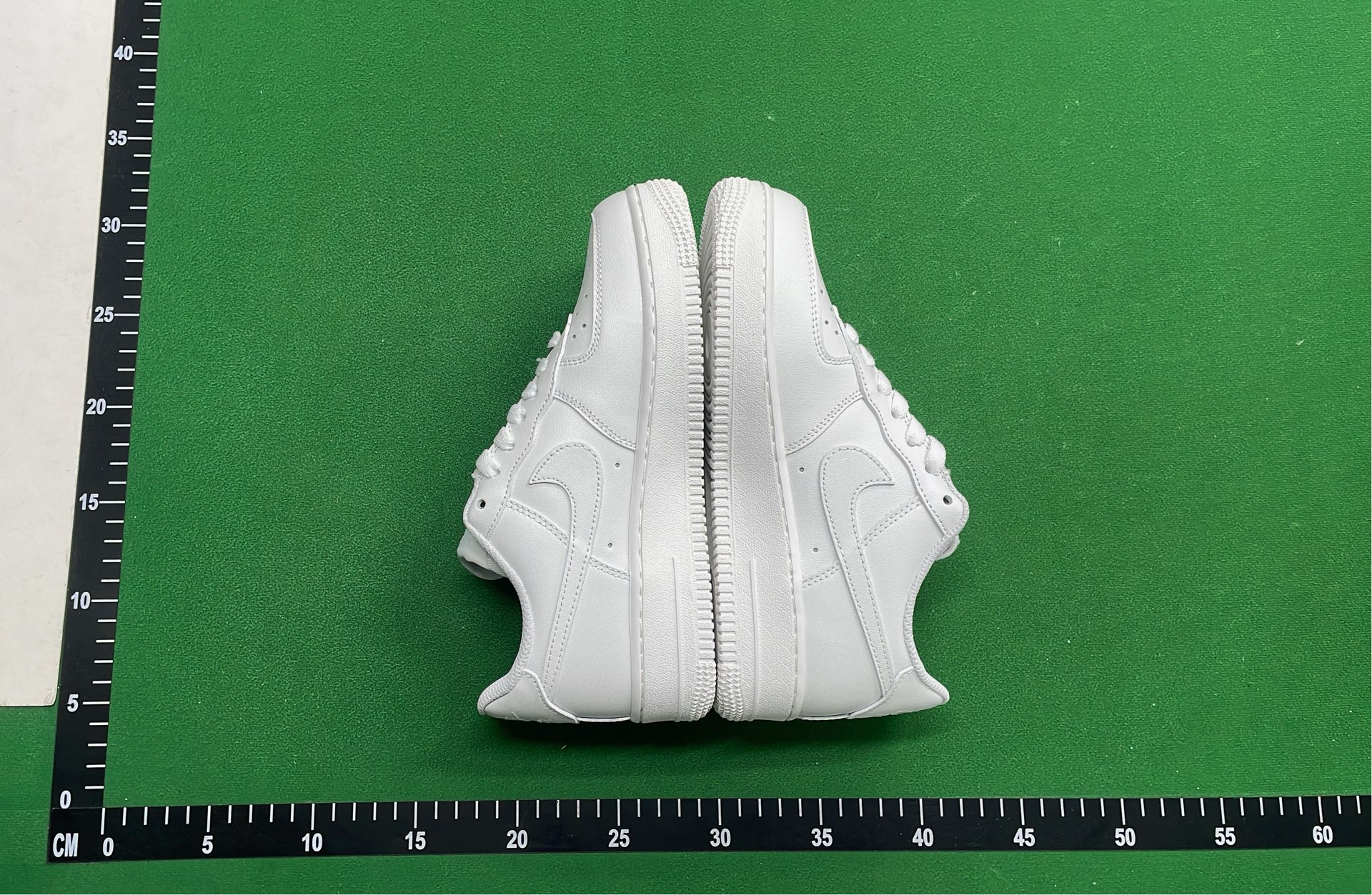 Nike Air Force 1 Low White Black Tan Red Supreme