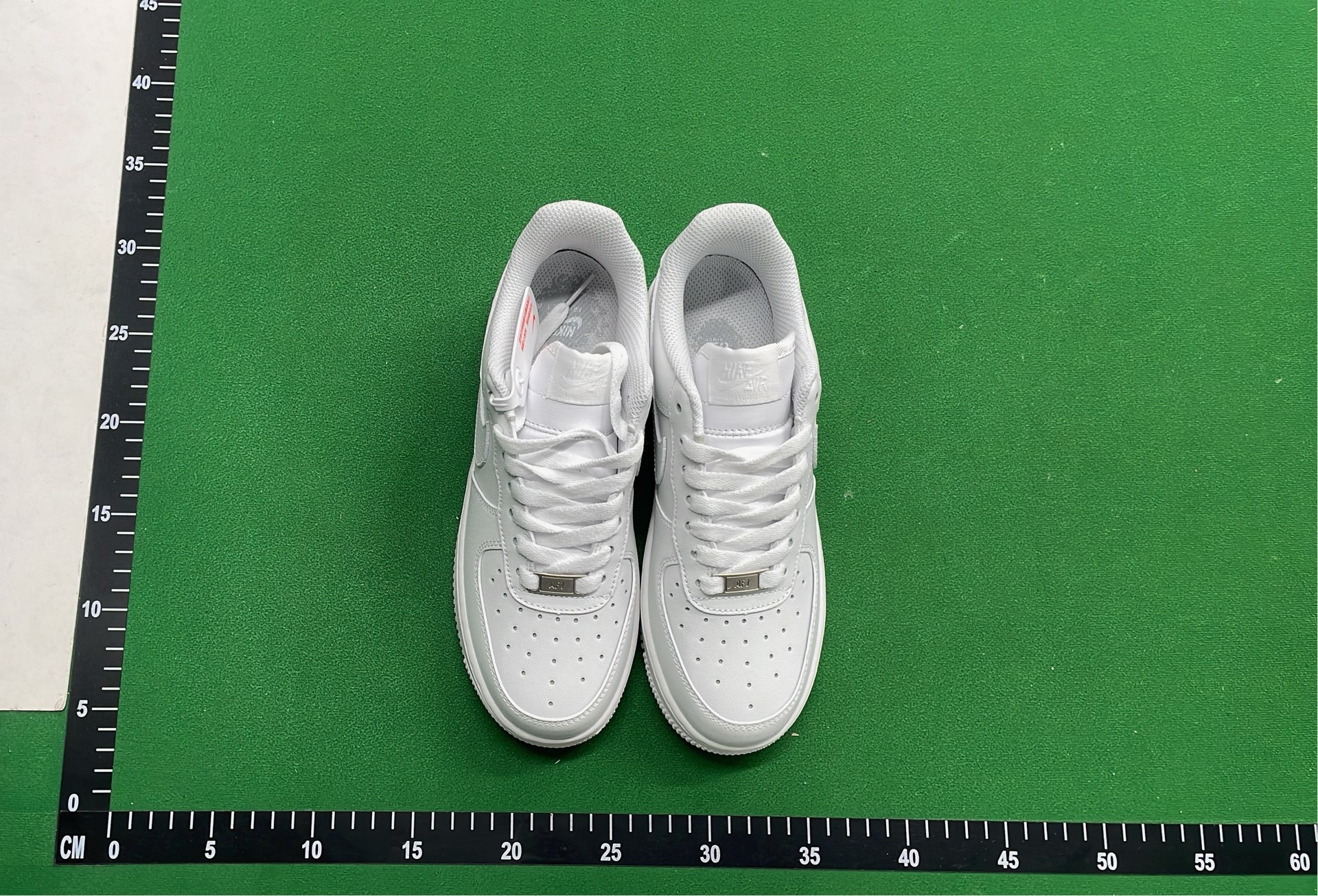 Nike Air Force 1 Low White Black Tan Red Supreme