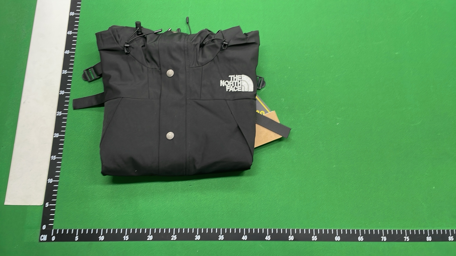 The North Face Men's Snow Jacket - Waterproof Outdoor Winter Coat