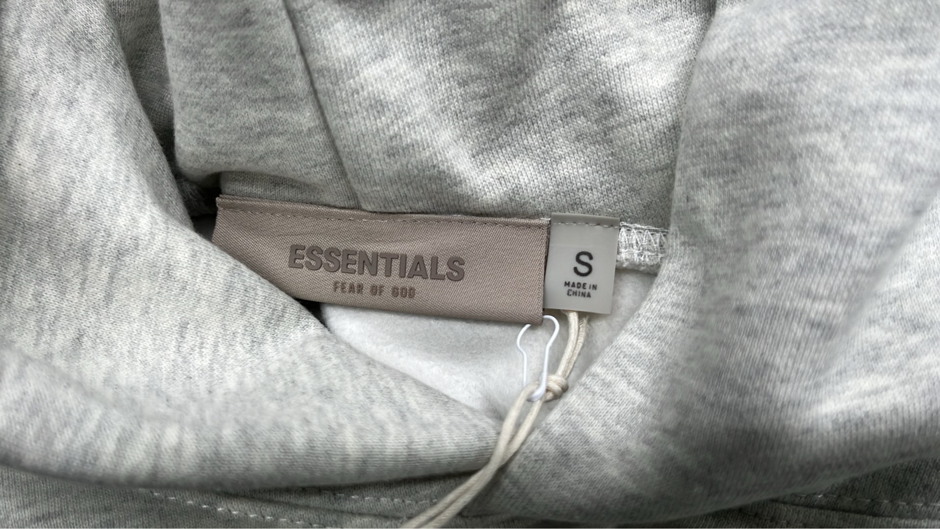 FG Black Hoodie with Gradient Logo - Streetwear Style