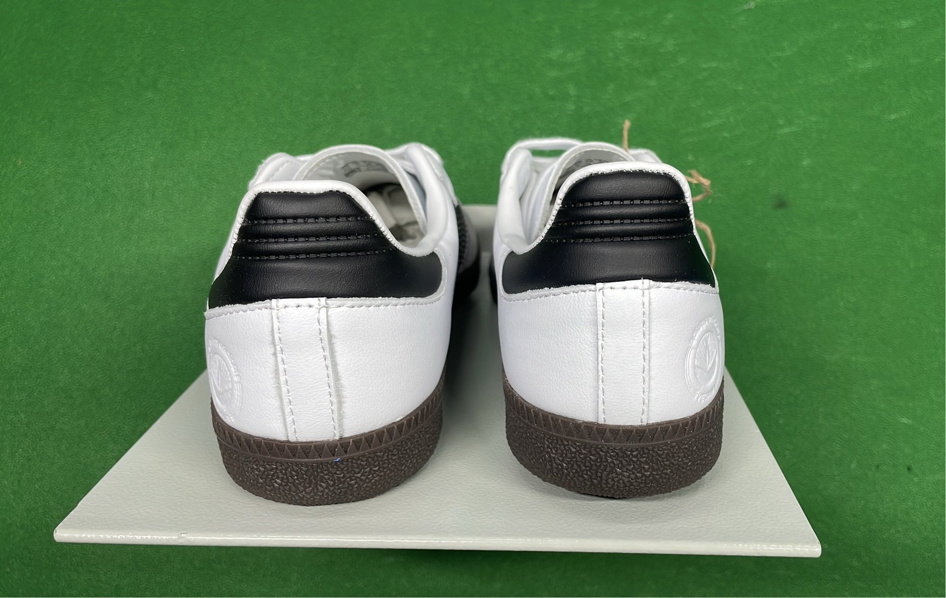 Adidas Samba OG Classic Retro Sneakers
