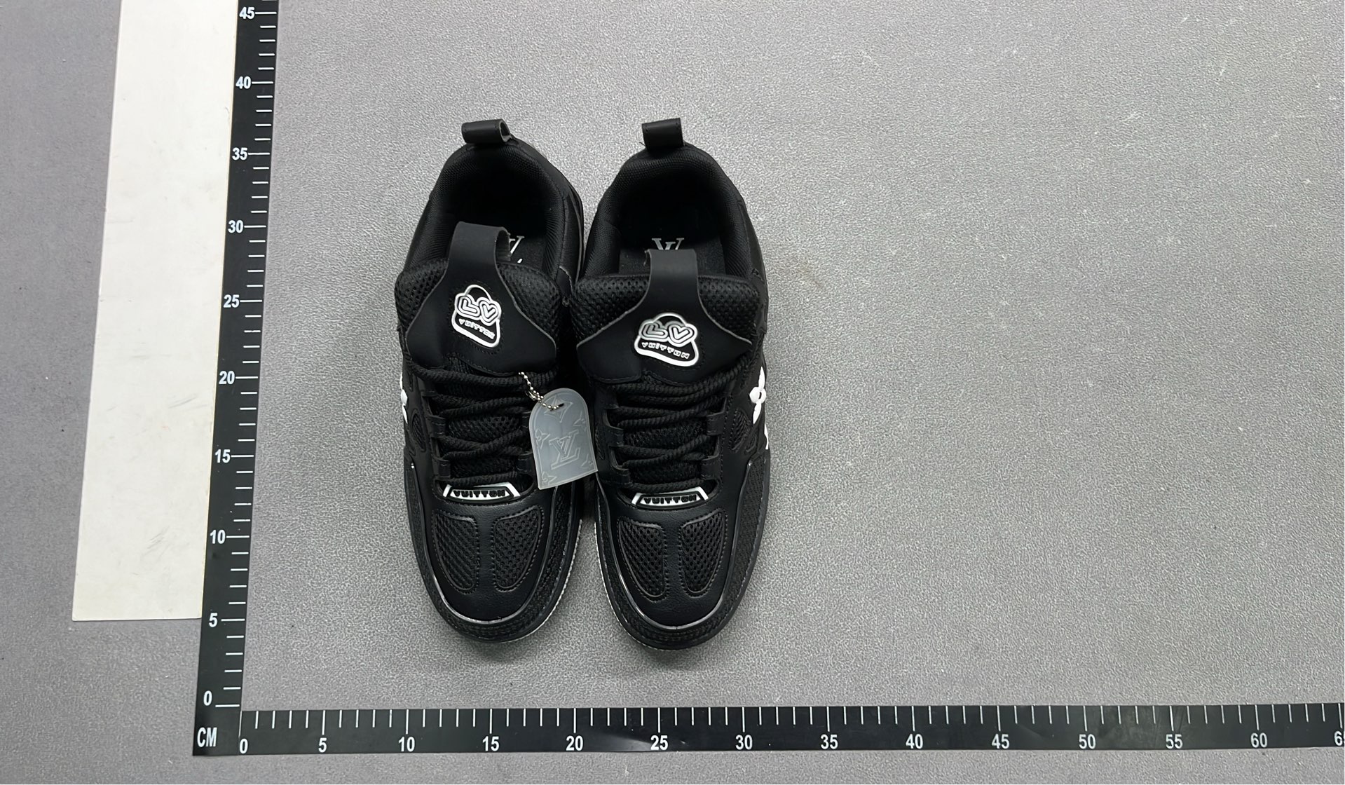 LV White Monogram Sneakers for Men Women