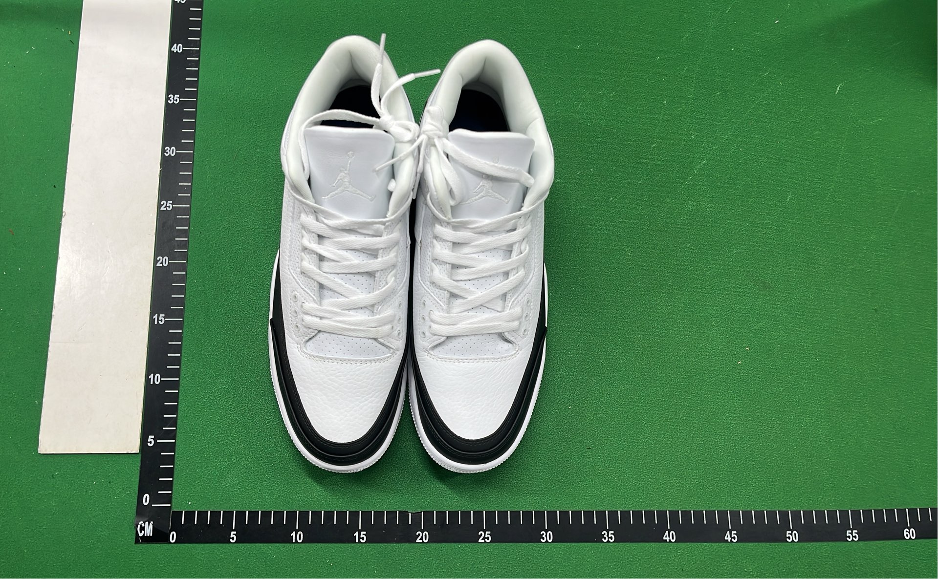 Air Jordan 3 PB Edition Shark Breeder Sneakers