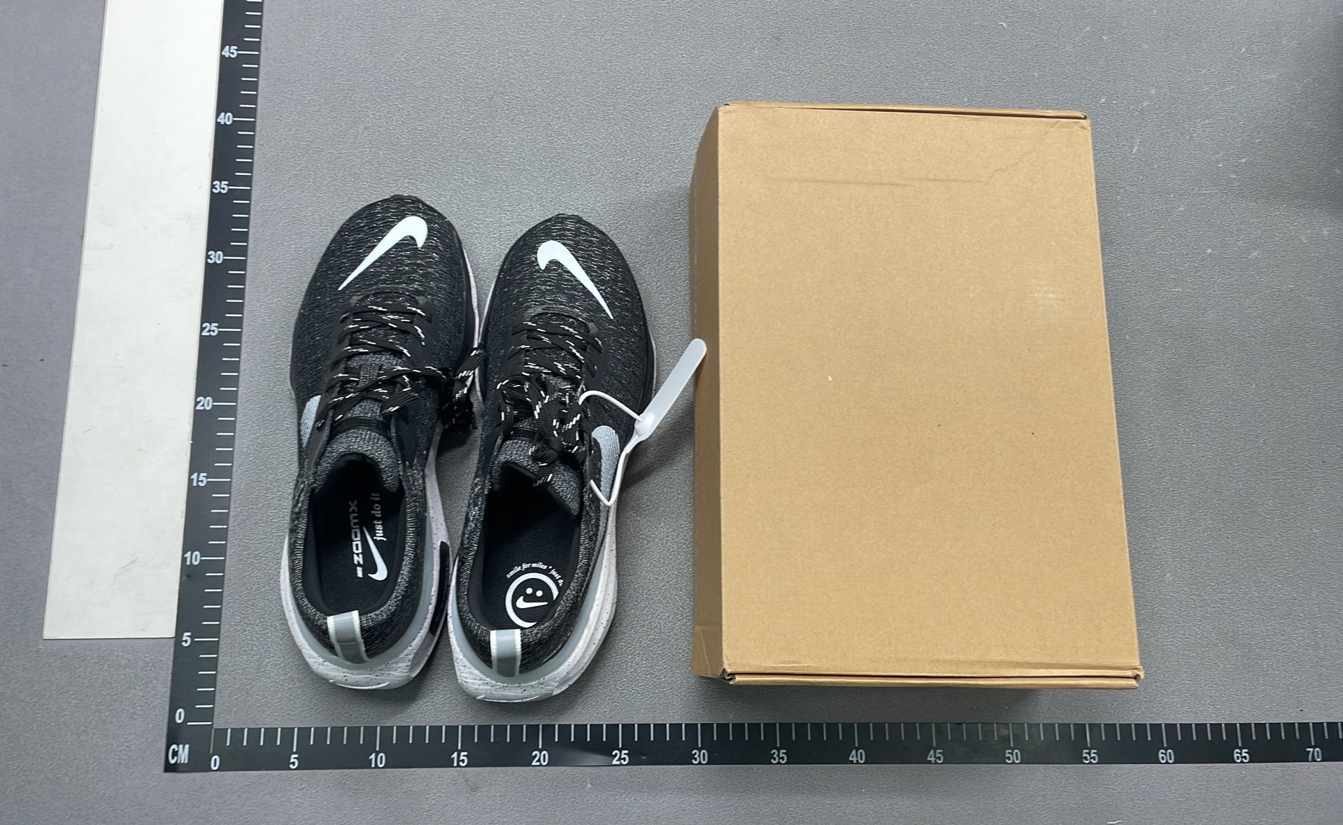 Nike Air Zoom Pegasus 40 Running Shoes