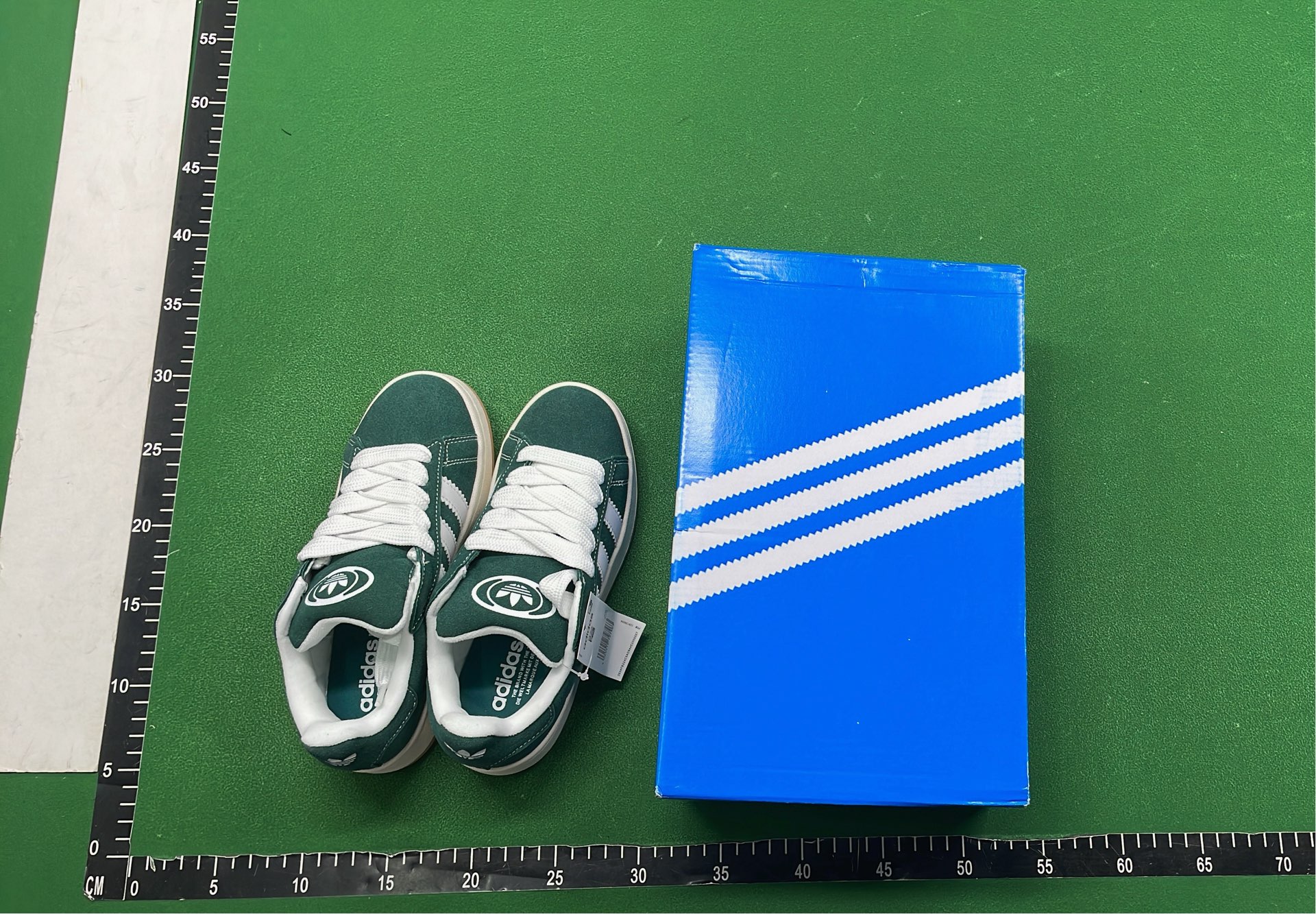 Adidas Campus Sneakers - Classic Style in Multiple Colors