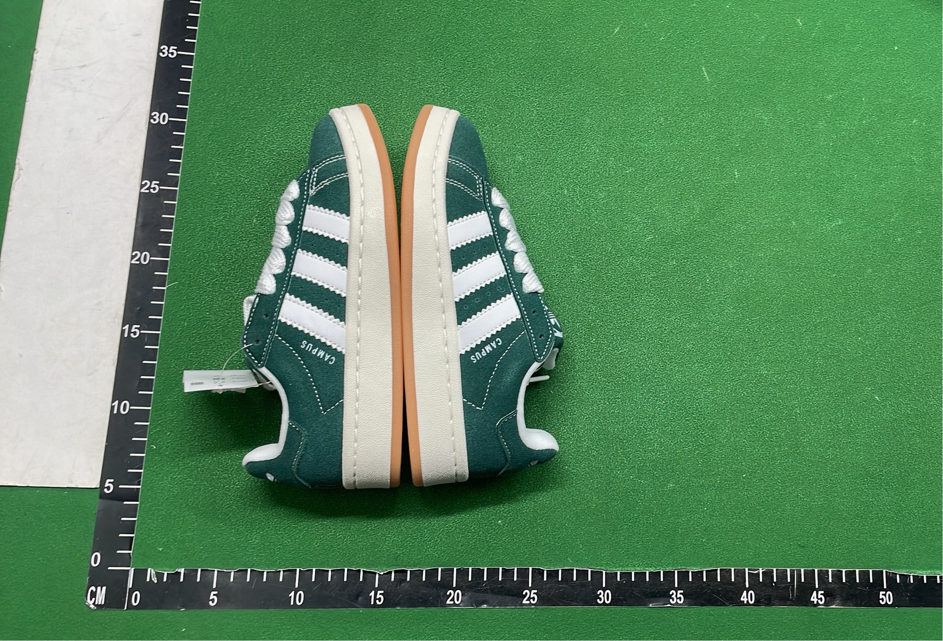 Adidas Campus Sneakers - Classic Style in Multiple Colors