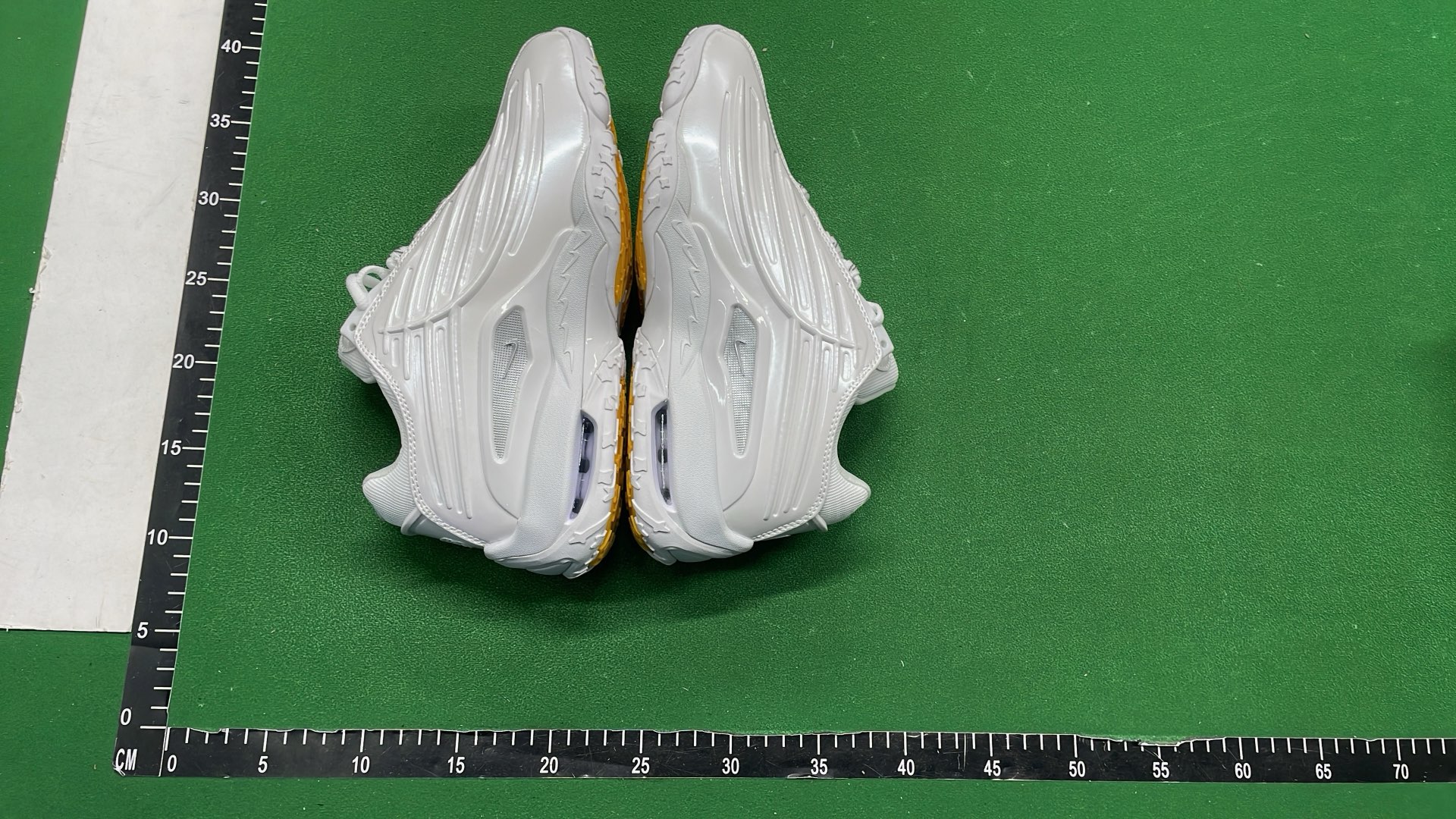Nike Air Max 97 Sneakers - Classic Running Shoes for Men and Women