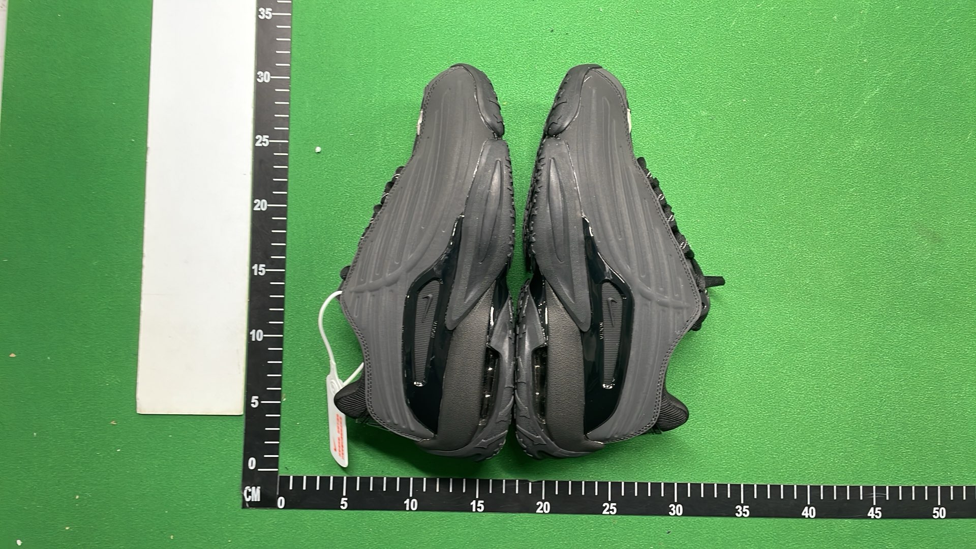 Nike Air Max 97 Sneakers - Classic Running Shoes for Men and Women