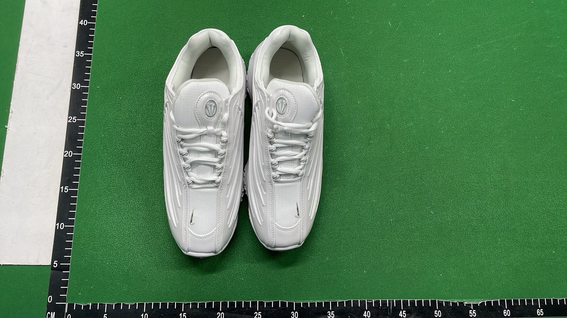 Nike Air Max 97 Sneakers - Classic Running Shoes for Men and Women