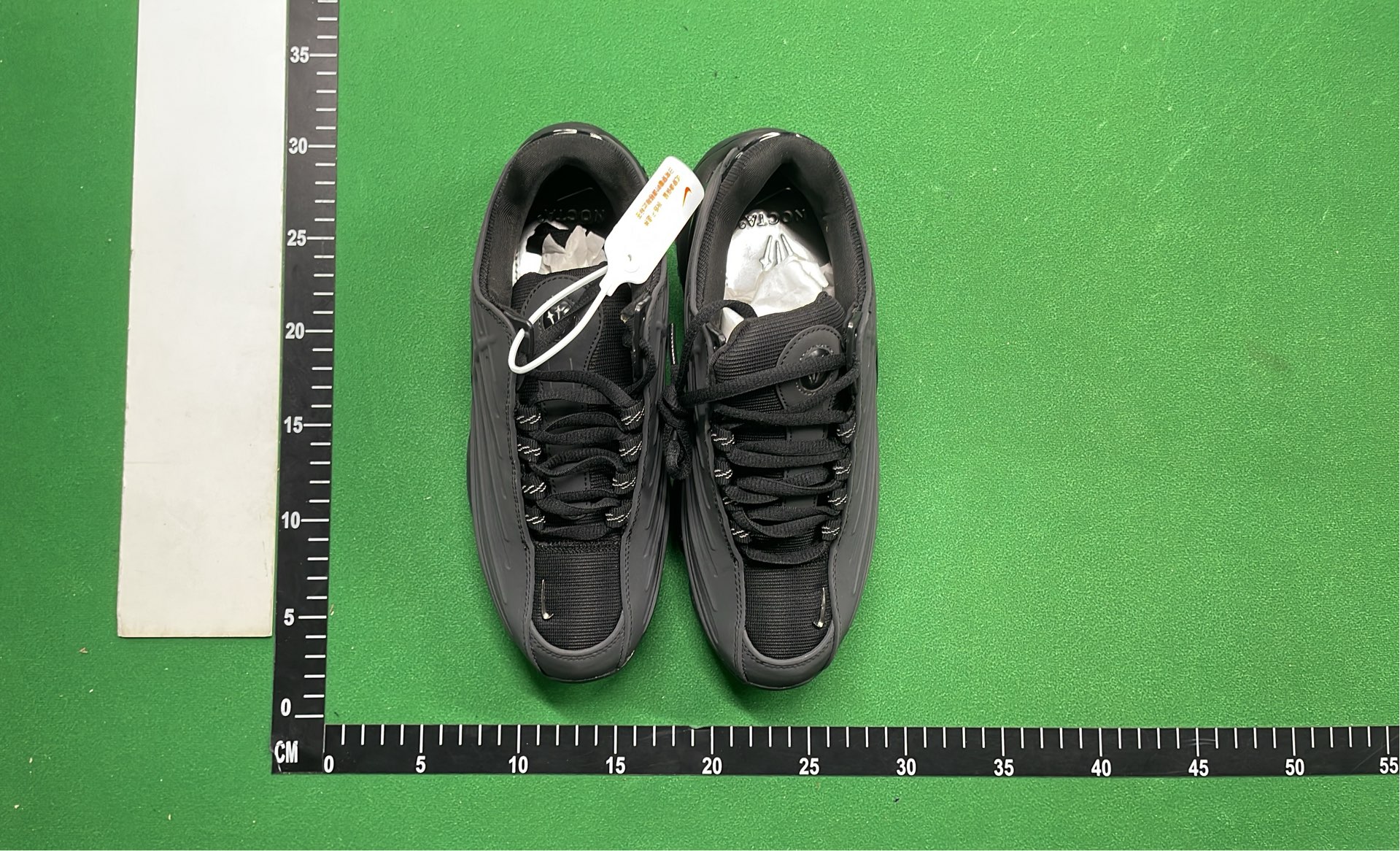 Nike Air Max 97 Sneakers - Classic Running Shoes for Men and Women