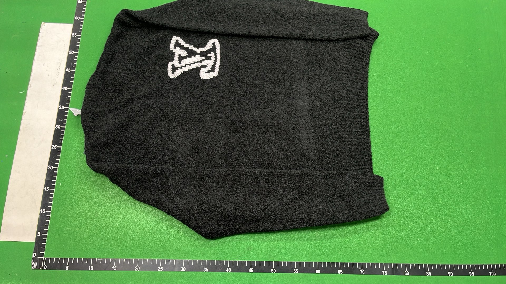 1:1 Batch LOUIS VUITTONsweater1  in the Best OopBuy Spreadsheet QC photos
