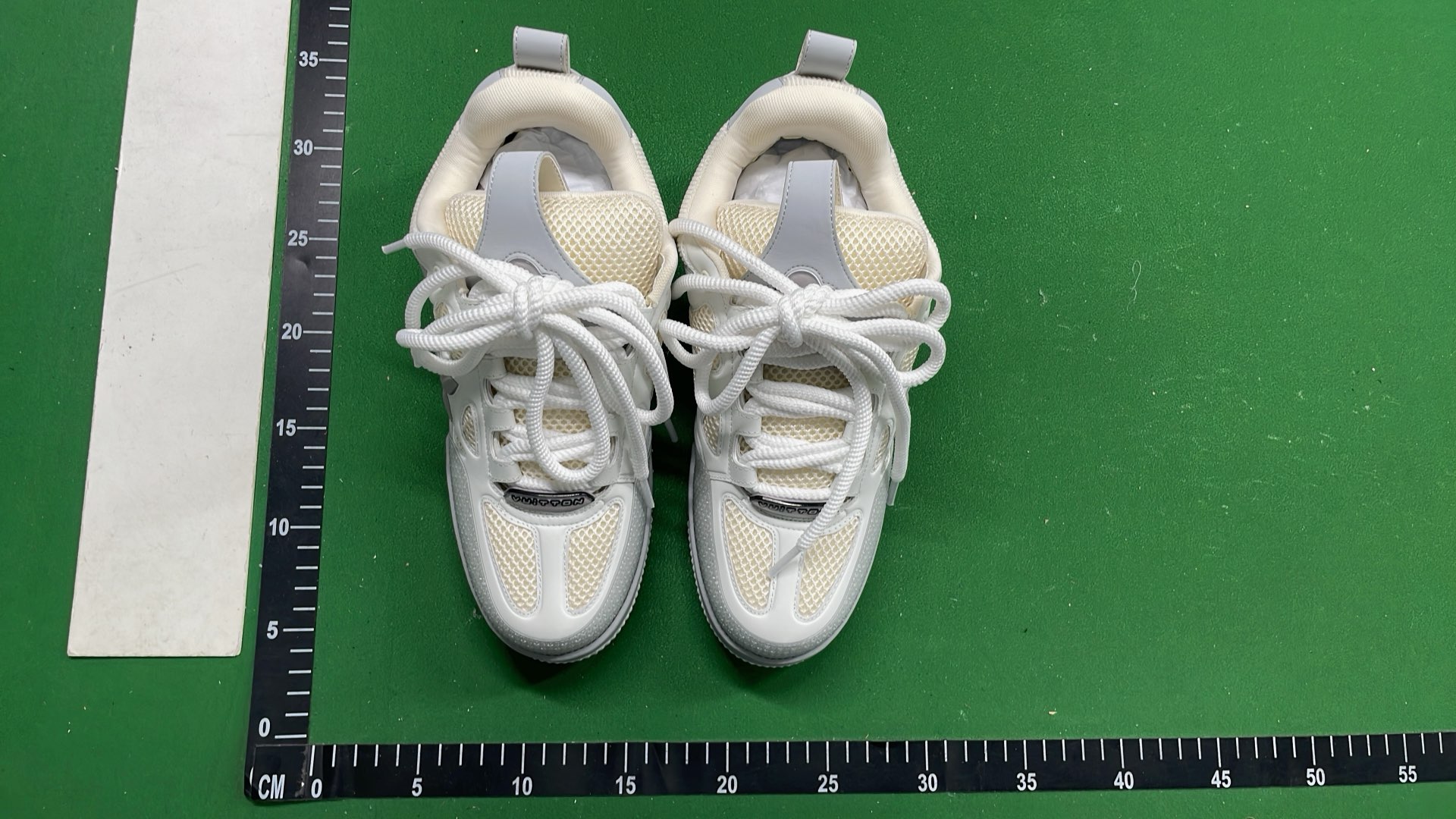 1:1 Batch LOUIS VUITTON shoes-1  in the Best OopBuy Spreadsheet QC photos