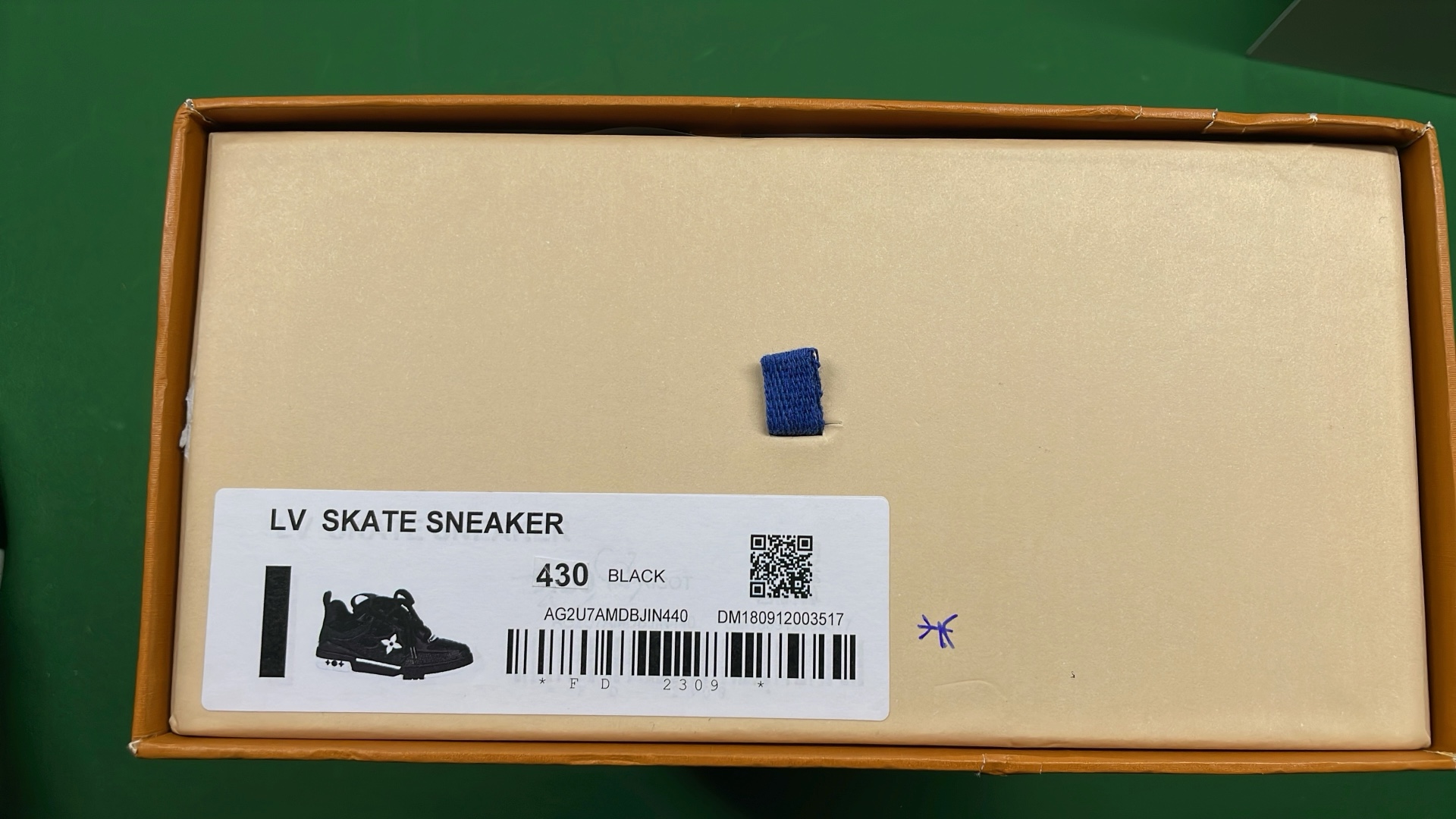 1:1 Batch LOUIS VUITTON shoes-1  in the Best OopBuy Spreadsheet QC photos
