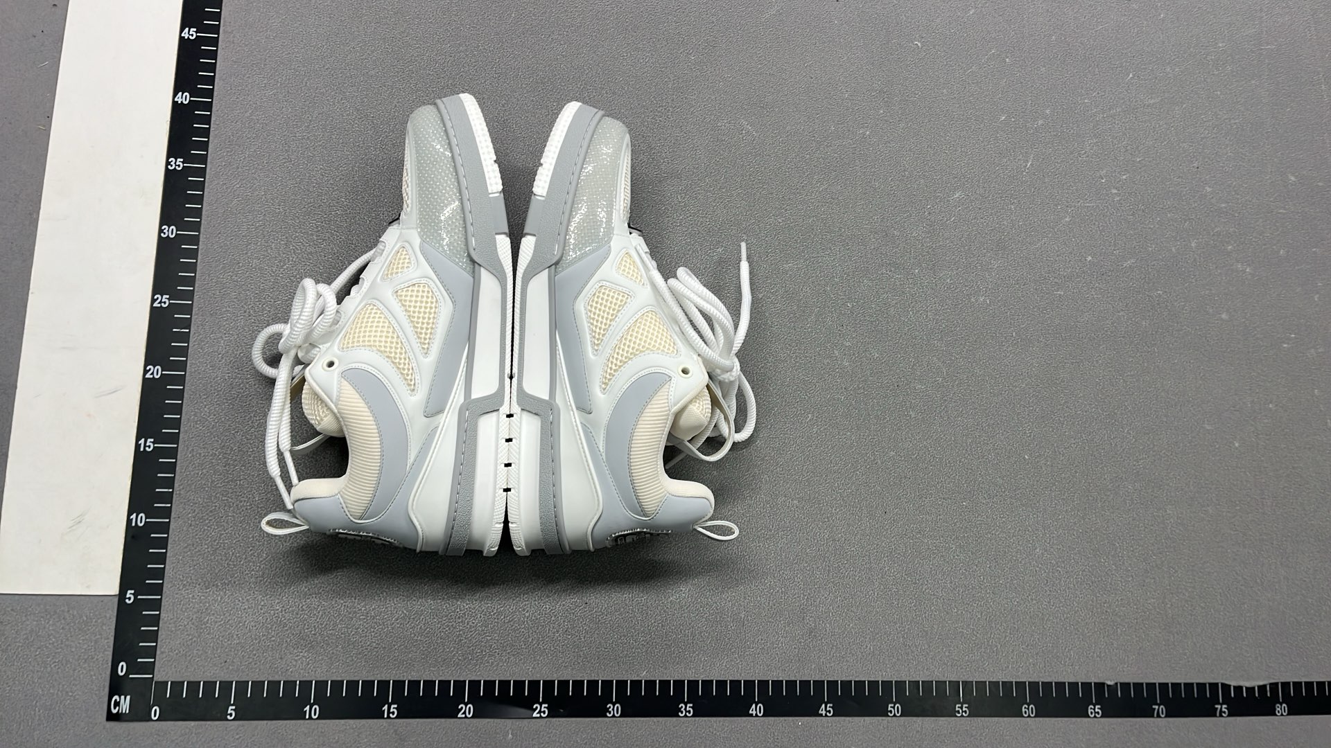 1:1 Batch LOUIS VUITTON shoes-1  in the Best OopBuy Spreadsheet QC photos