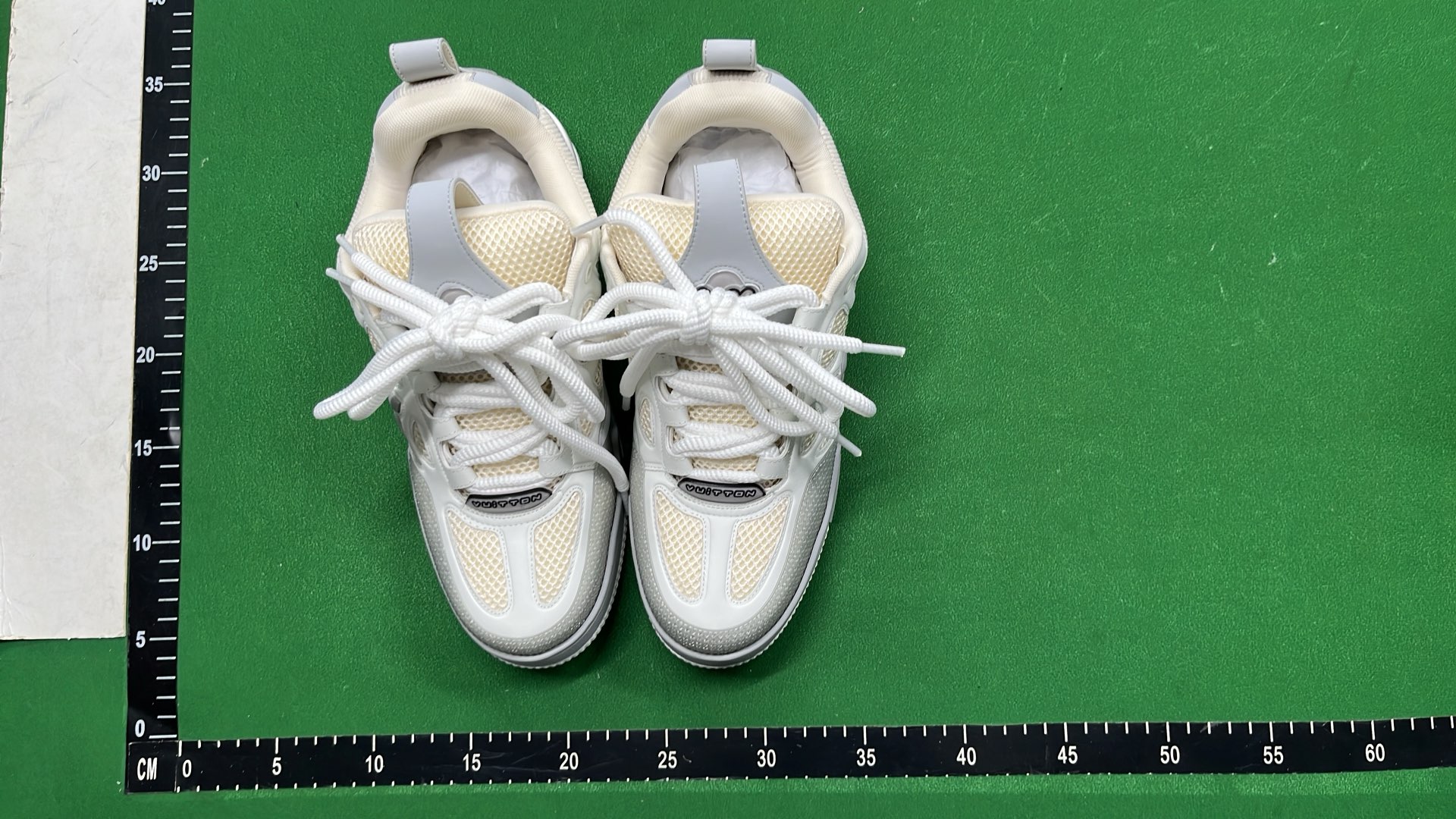1:1 Batch LOUIS VUITTON shoes-1  in the Best OopBuy Spreadsheet QC photos