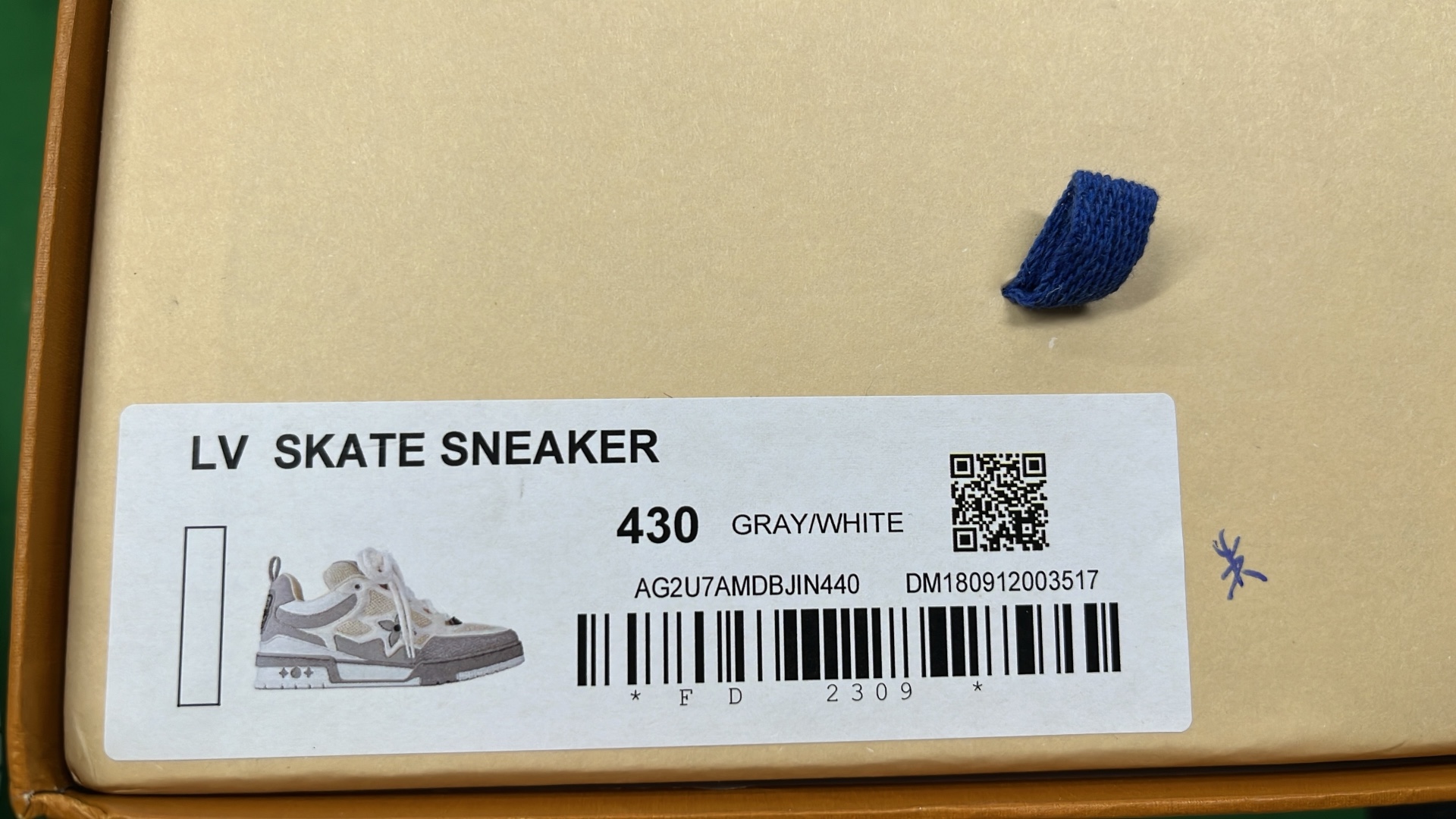 1:1 Batch LOUIS VUITTON shoes-1  in the Best OopBuy Spreadsheet QC photos