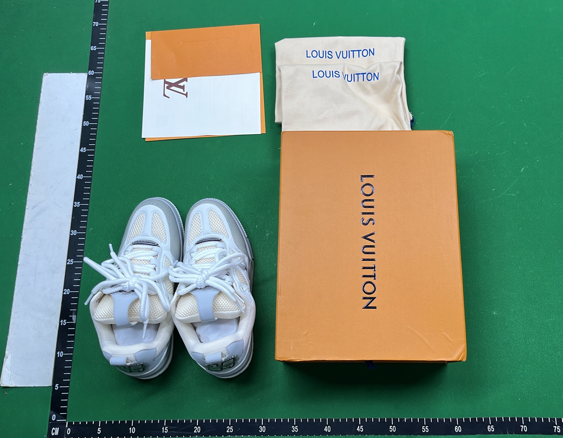 1:1 Batch LOUIS VUITTON shoes-1  in the Best OopBuy Spreadsheet QC photos