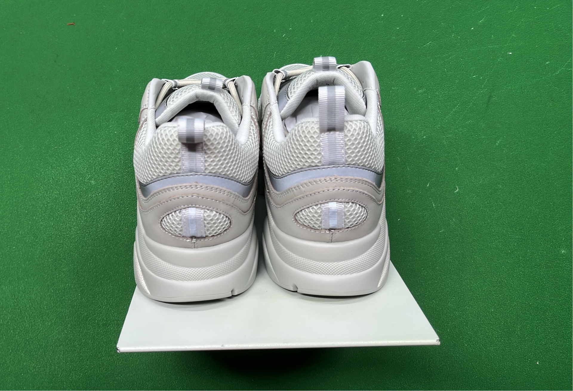 1:1 Batch DIOR B22 Shoes-1  in the Best OopBuy Spreadsheet QC photos