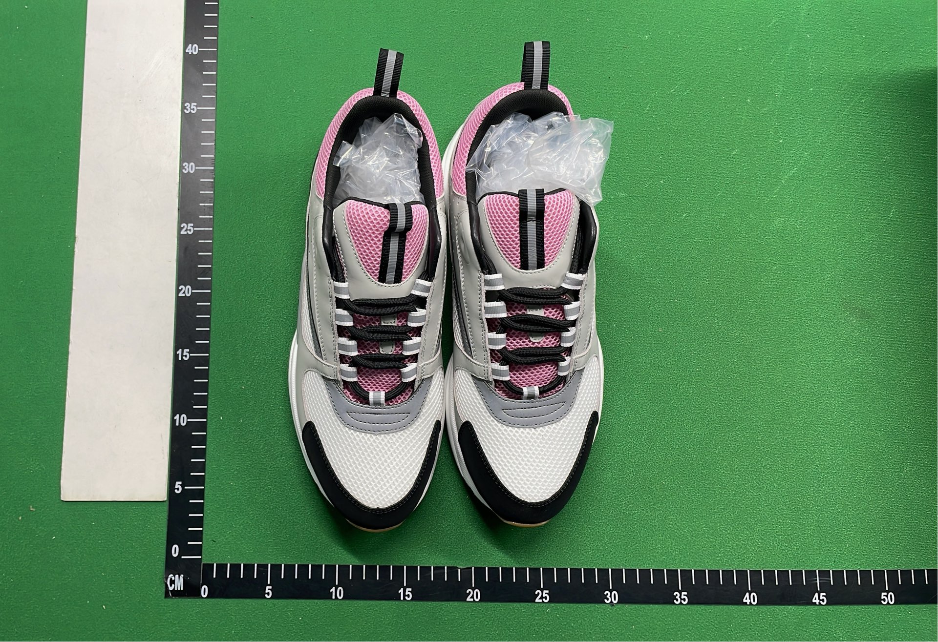1:1 Batch DIOR B22 Shoes-1  in the Best OopBuy Spreadsheet QC photos