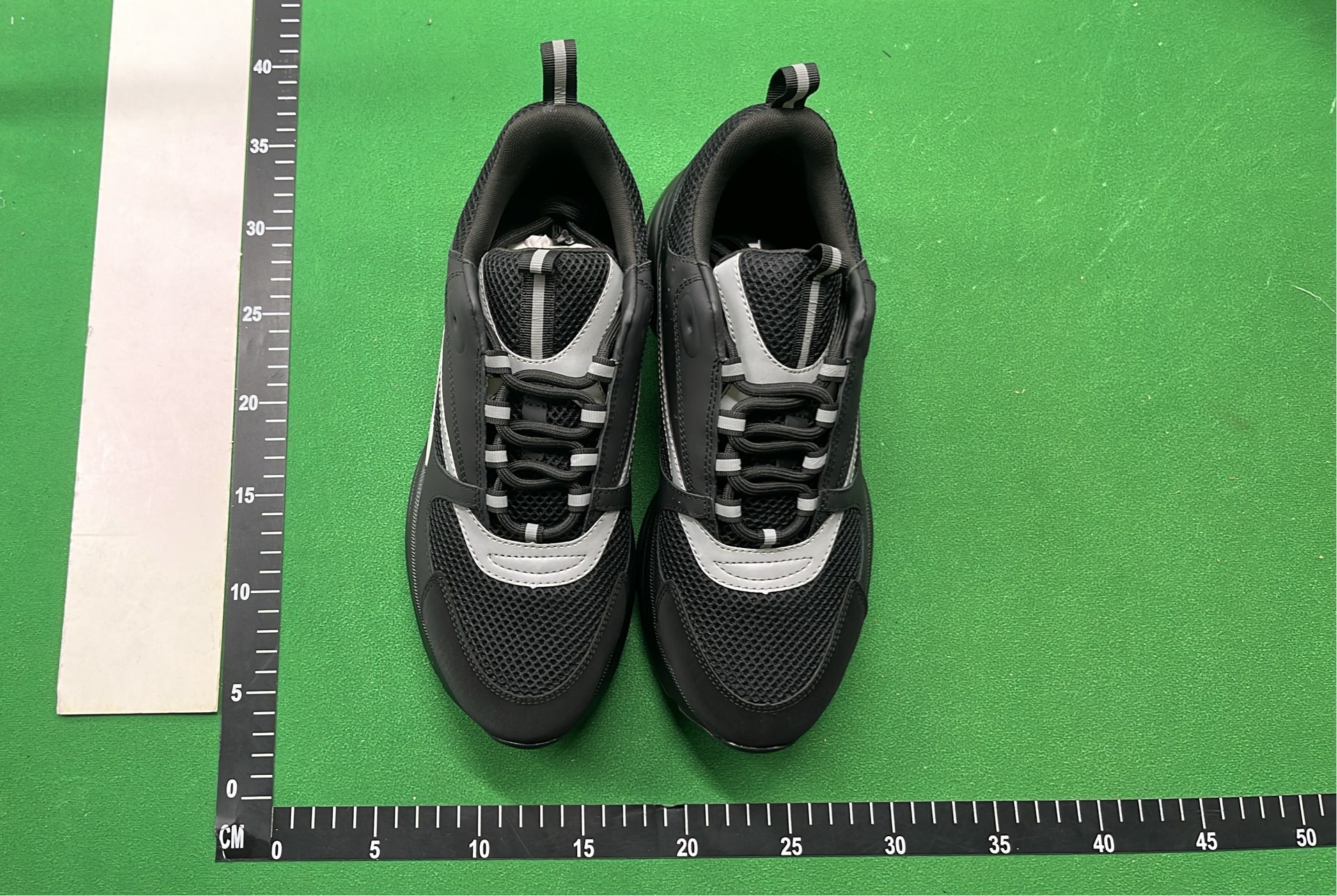 1:1 Batch DIOR B22 Shoes-1  in the Best OopBuy Spreadsheet QC photos