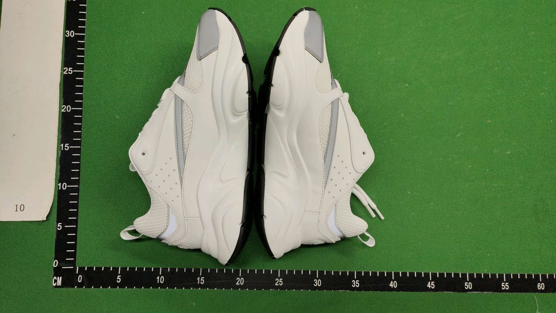 1:1 Batch DIOR B22 Shoes-1  in the Best OopBuy Spreadsheet QC photos