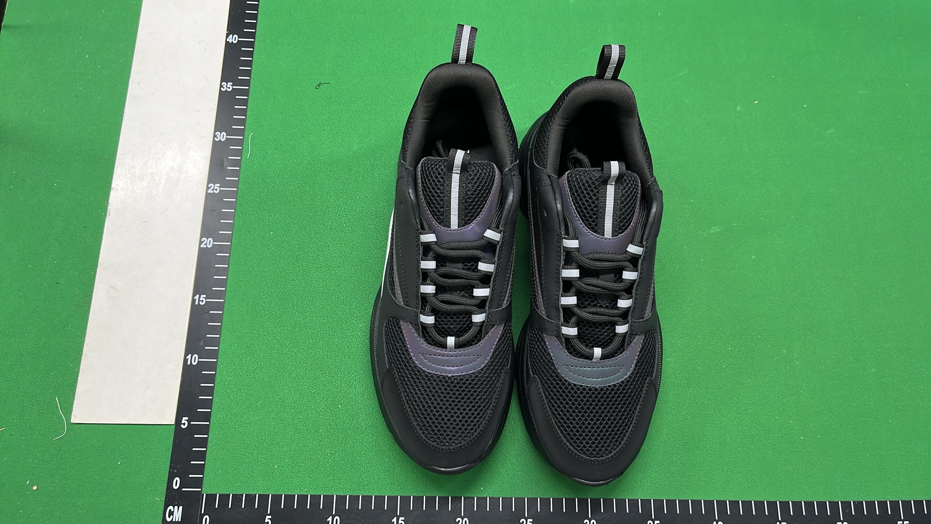 1:1 Batch DIOR B22 Shoes-1  in the Best OopBuy Spreadsheet QC photos