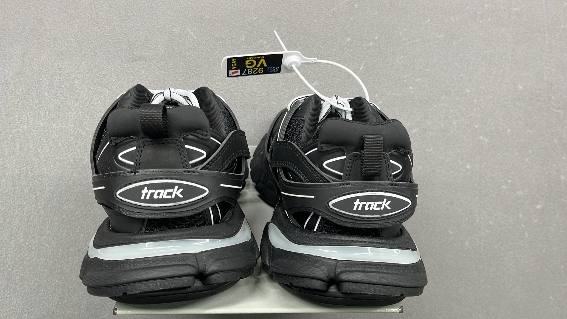 1:1 Batch BALENCIAGA Shoes  in the Best OopBuy Spreadsheet QC photos