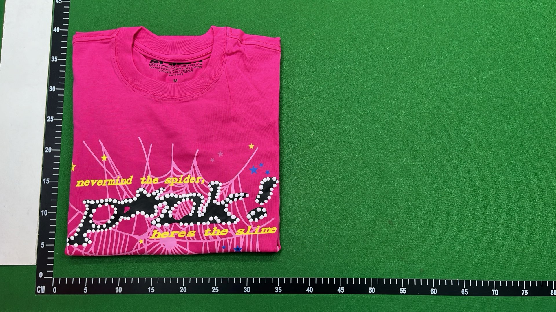 Spider! T-Shirt - Bold Graphic Design for Men and Women