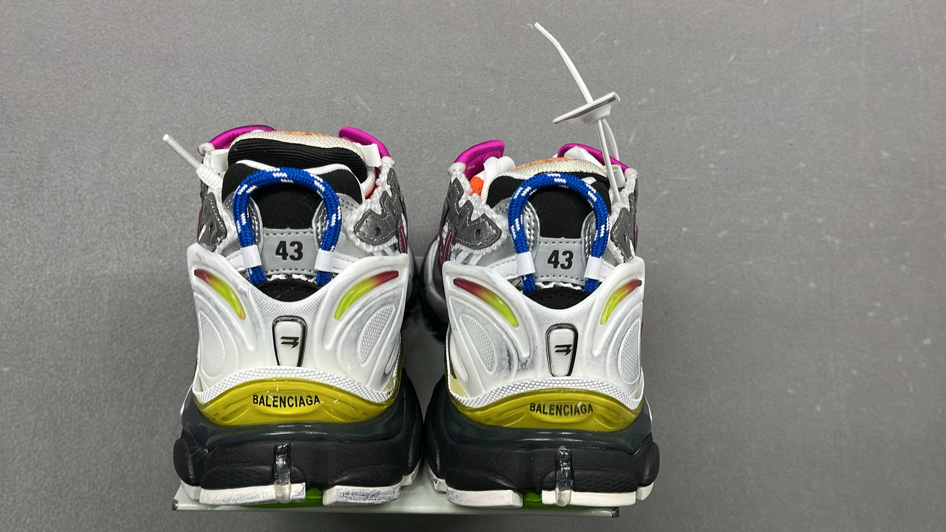  BALENCIAGA Runner Shoes-5 （Excellent） – QC photos preview | CnFans  | 7583189568