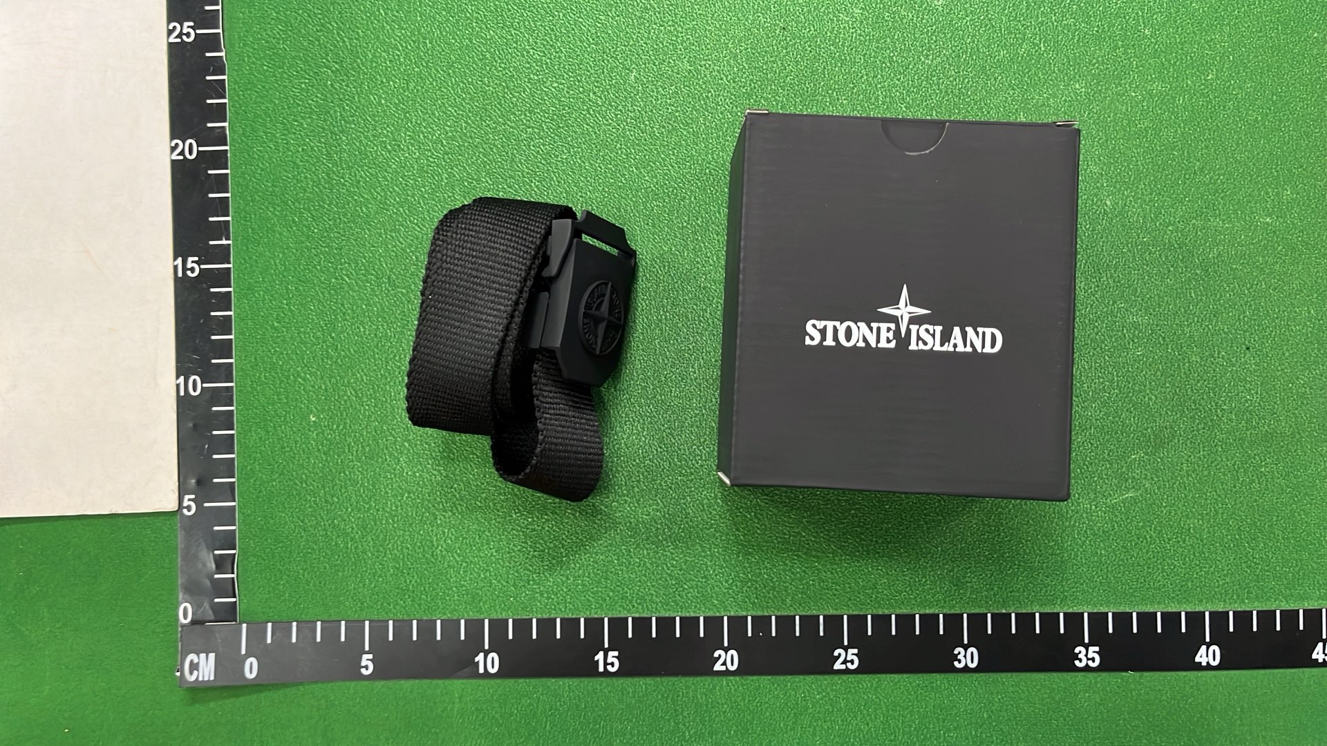 STONE ISLAND Black Watch with Logo Buckle and Box Set