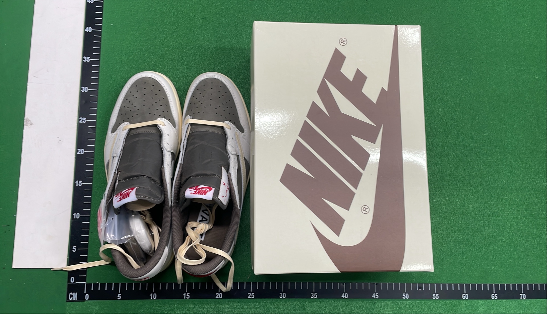 AIR JORDAN 1 Shoes