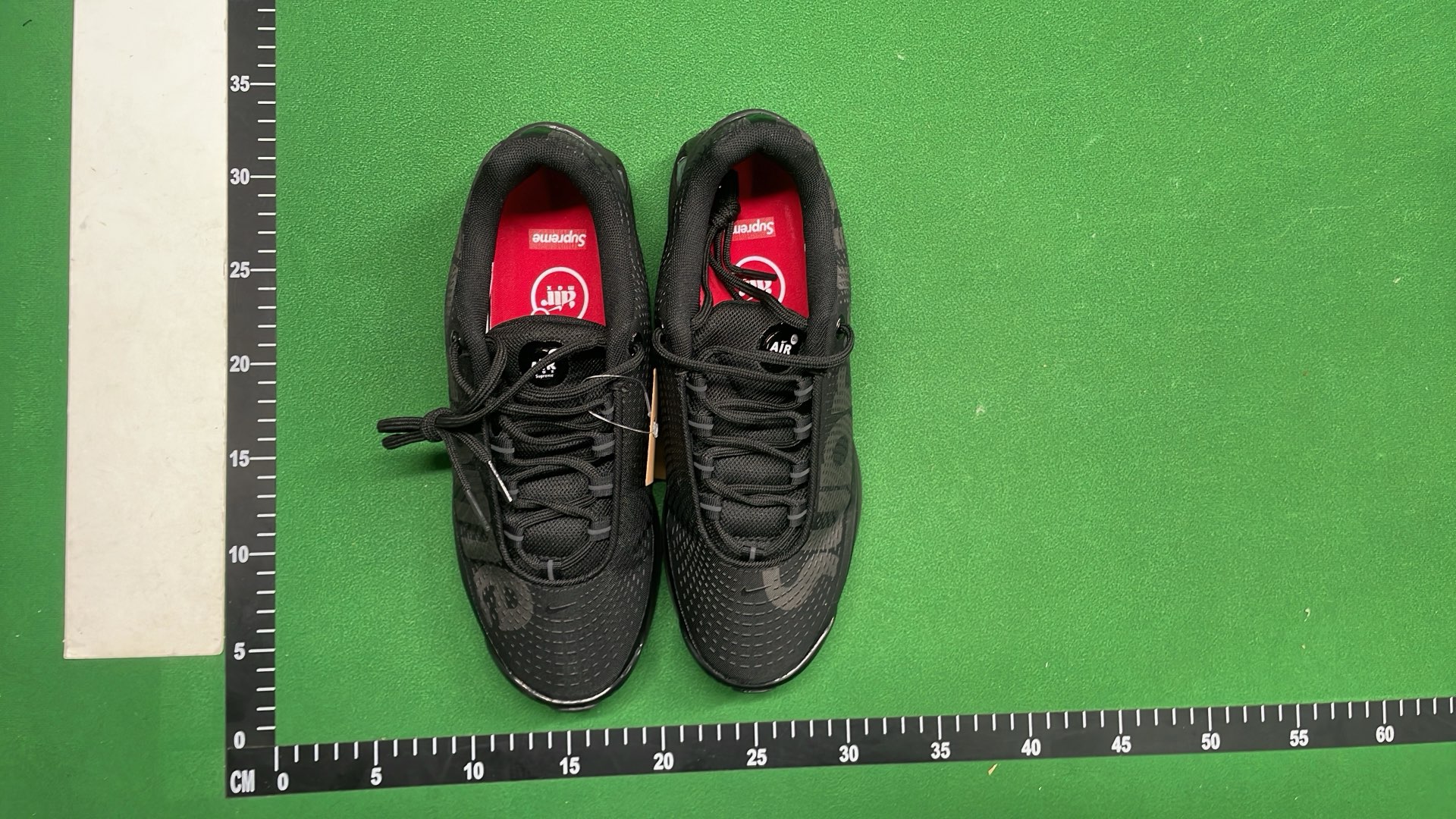 Nike Air Max 270 React Sneakers - Black and Pink