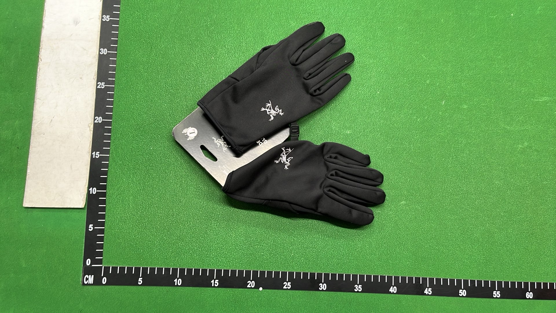 SHILINGLONG Winter Touchscreen Gloves for Men Women