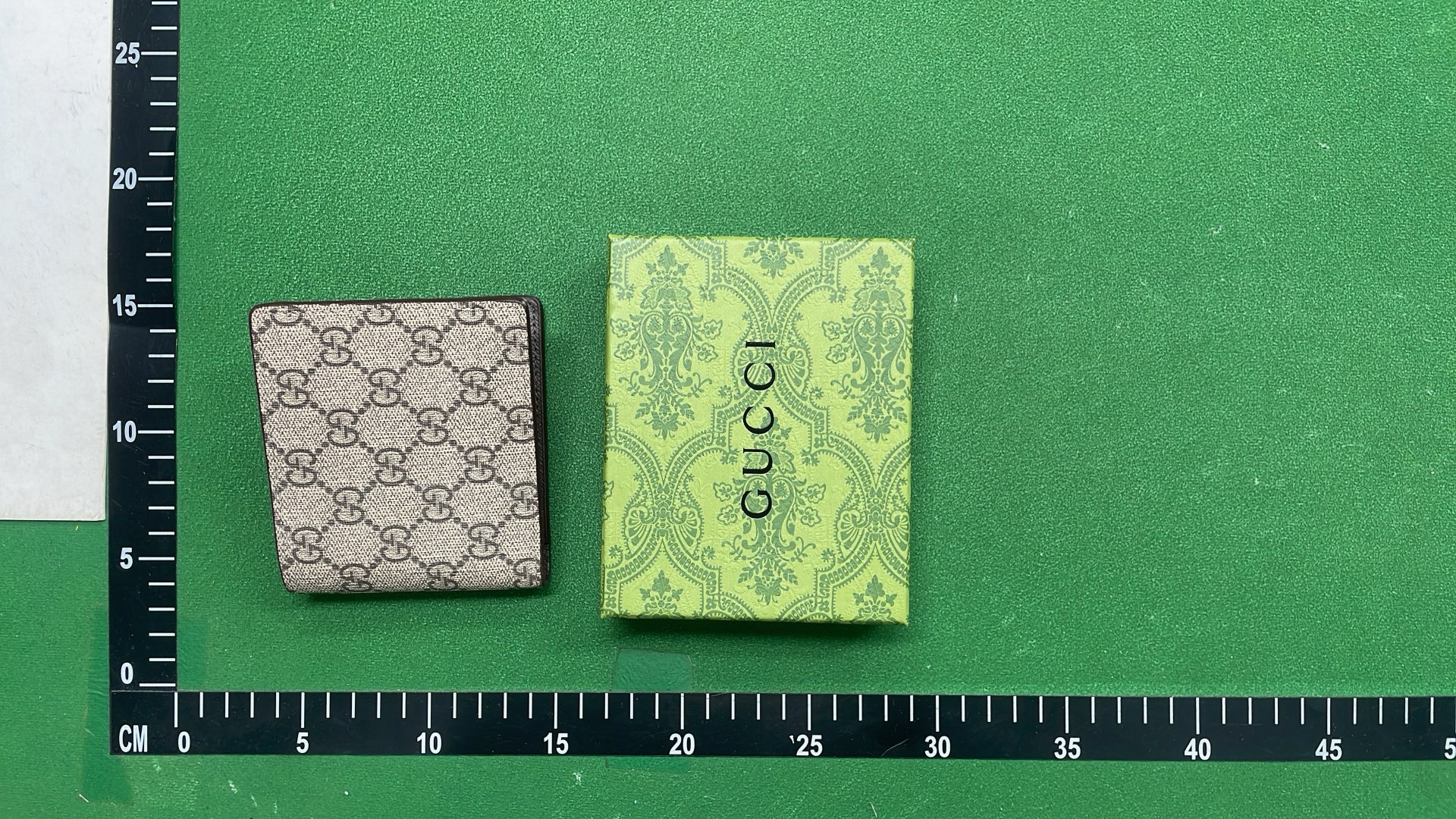 Gucci Snake Print Wallet for Men and Women