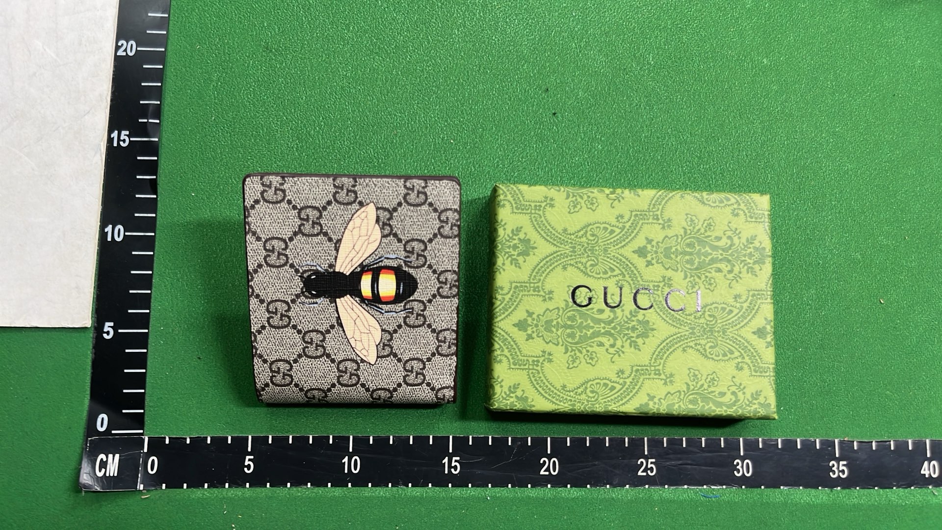 Gucci Snake Print Wallet for Men and Women