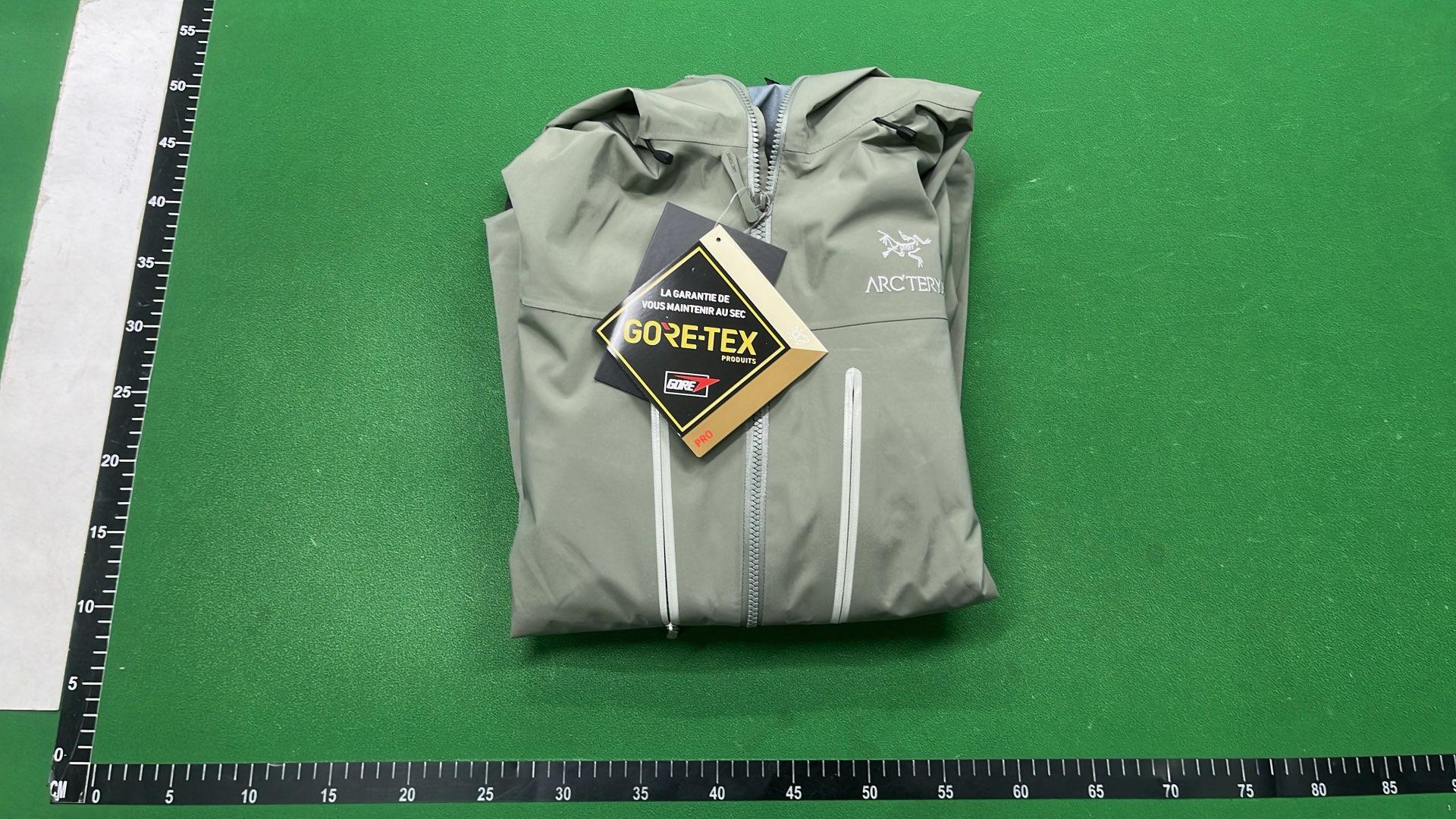 Shark Breeder Outdoor Jacket for Men Women