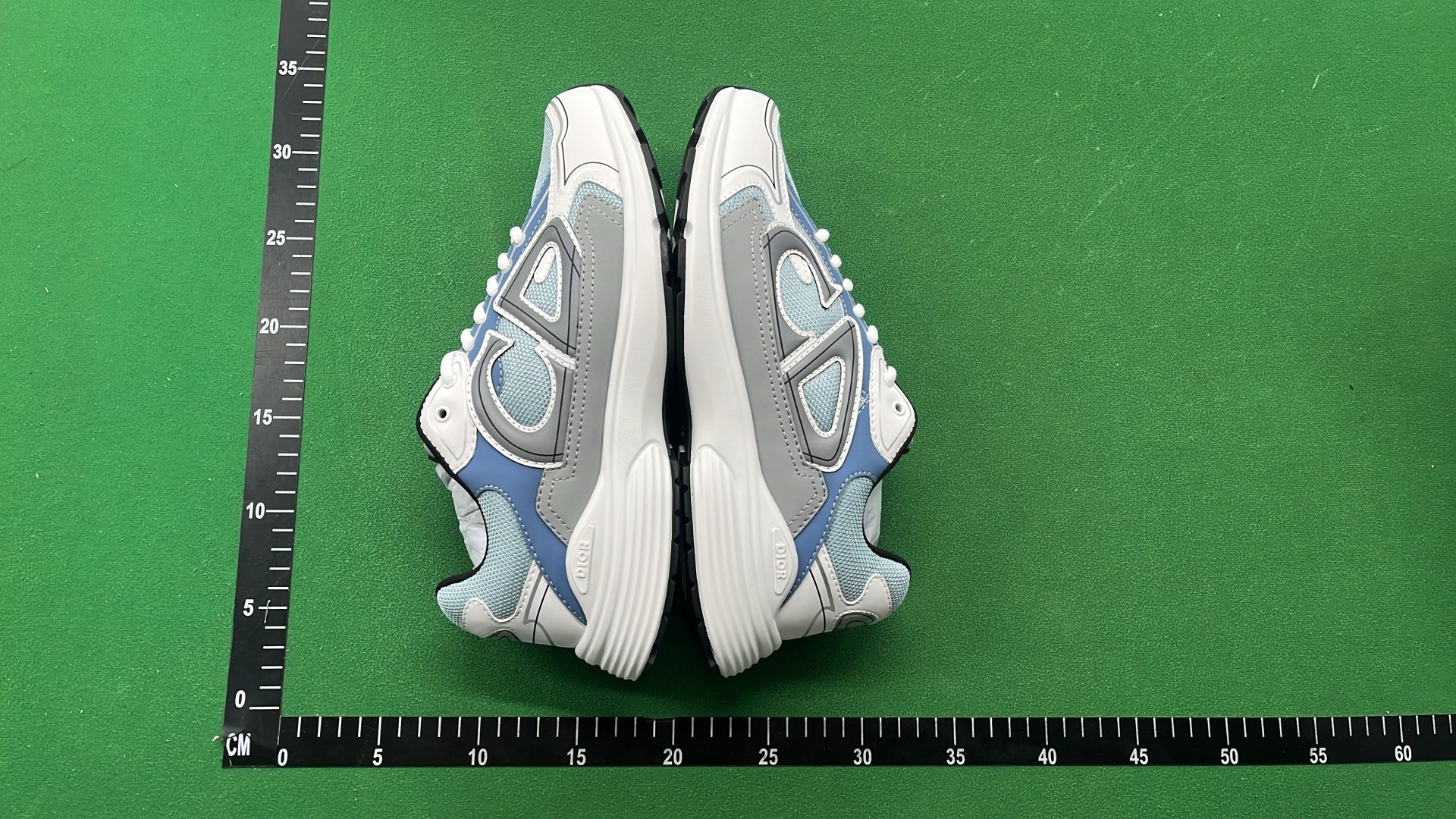 Nike Air Max 270 React Silver Running Shoes