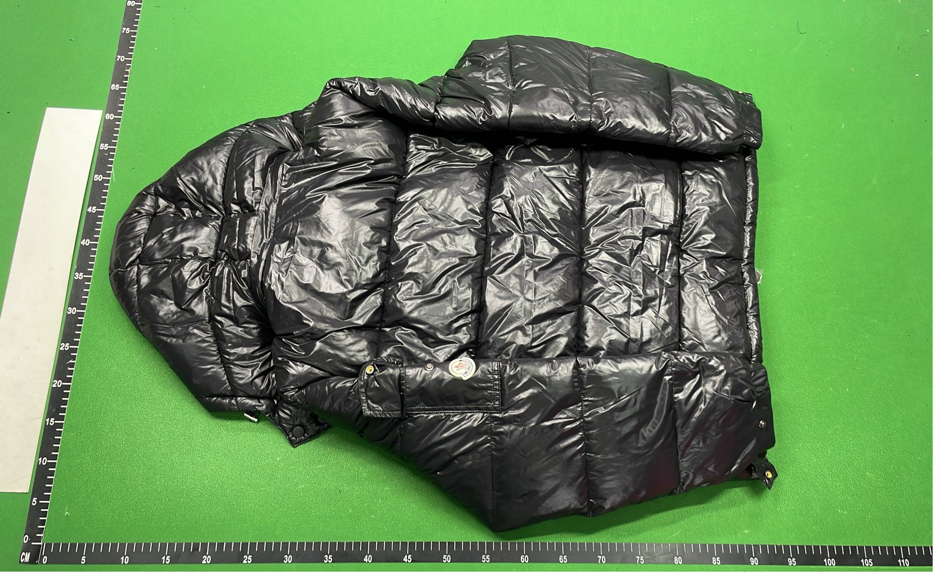 Black Moncler Down Jacket with Hood and Zip Closure