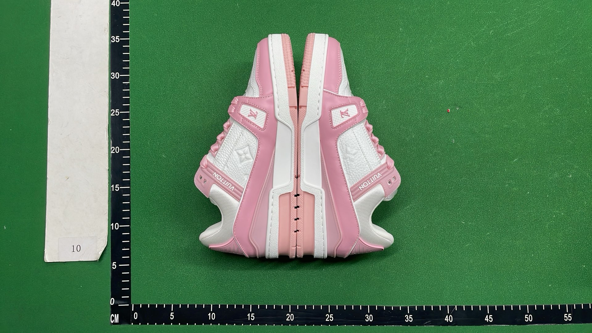 TOPMADE White Sneakers - Fashionable Casual Shoes for Men and Women