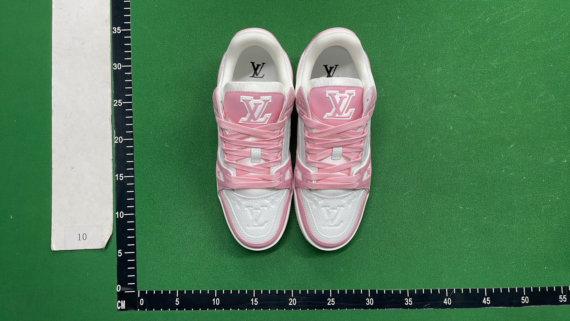 TOPMADE White Sneakers - Fashionable Casual Shoes for Men and Women