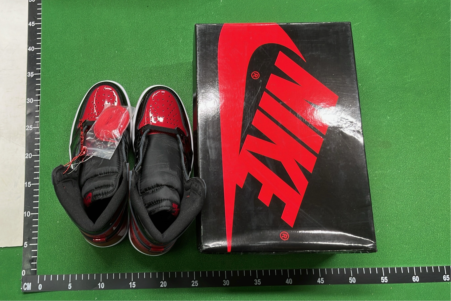 Air Jordan 1 High Off-White Red