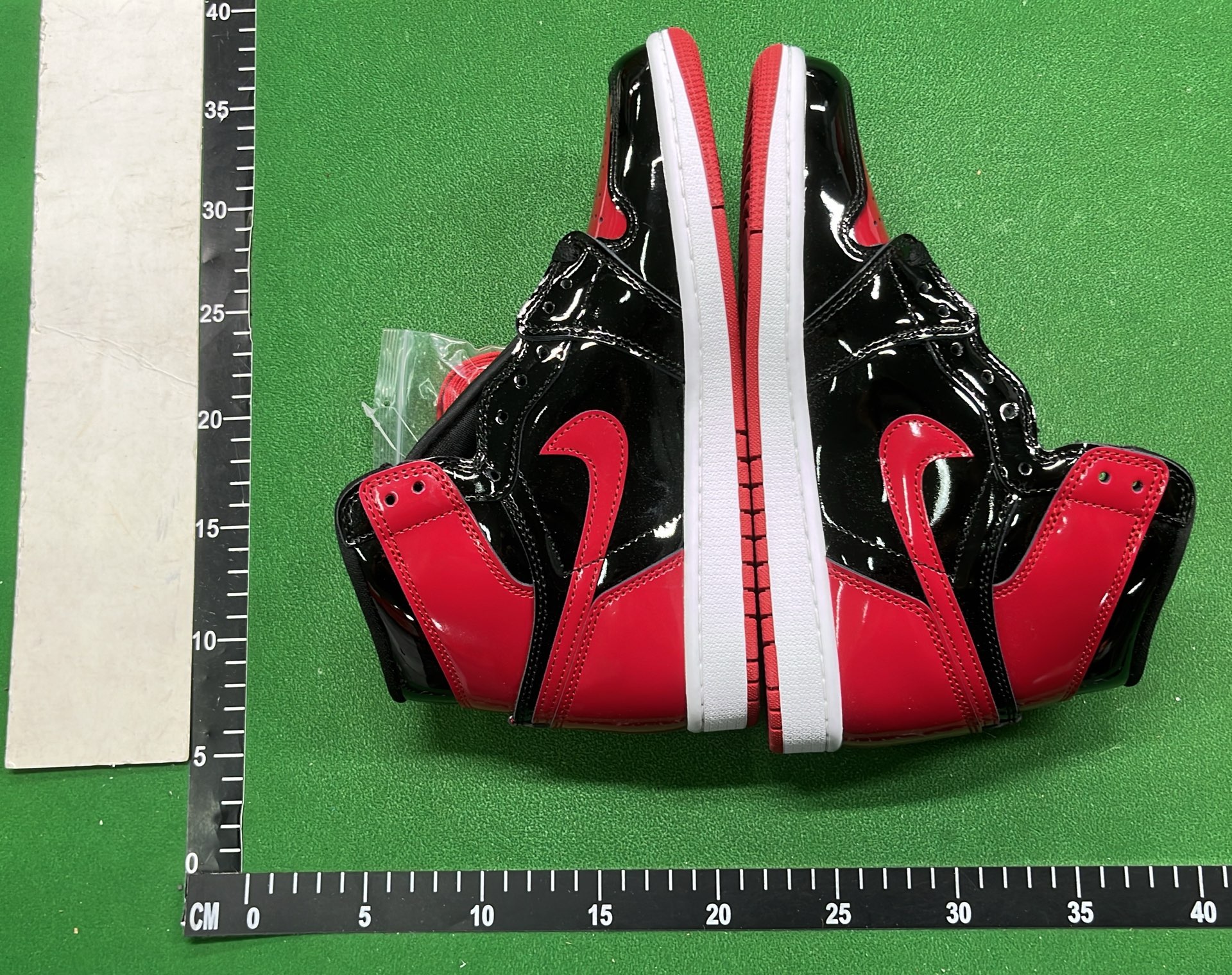 Air Jordan 1 High Off-White Red