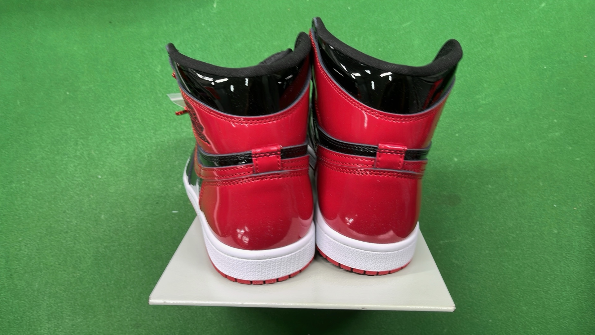 Air Jordan 1 High Off-White Red