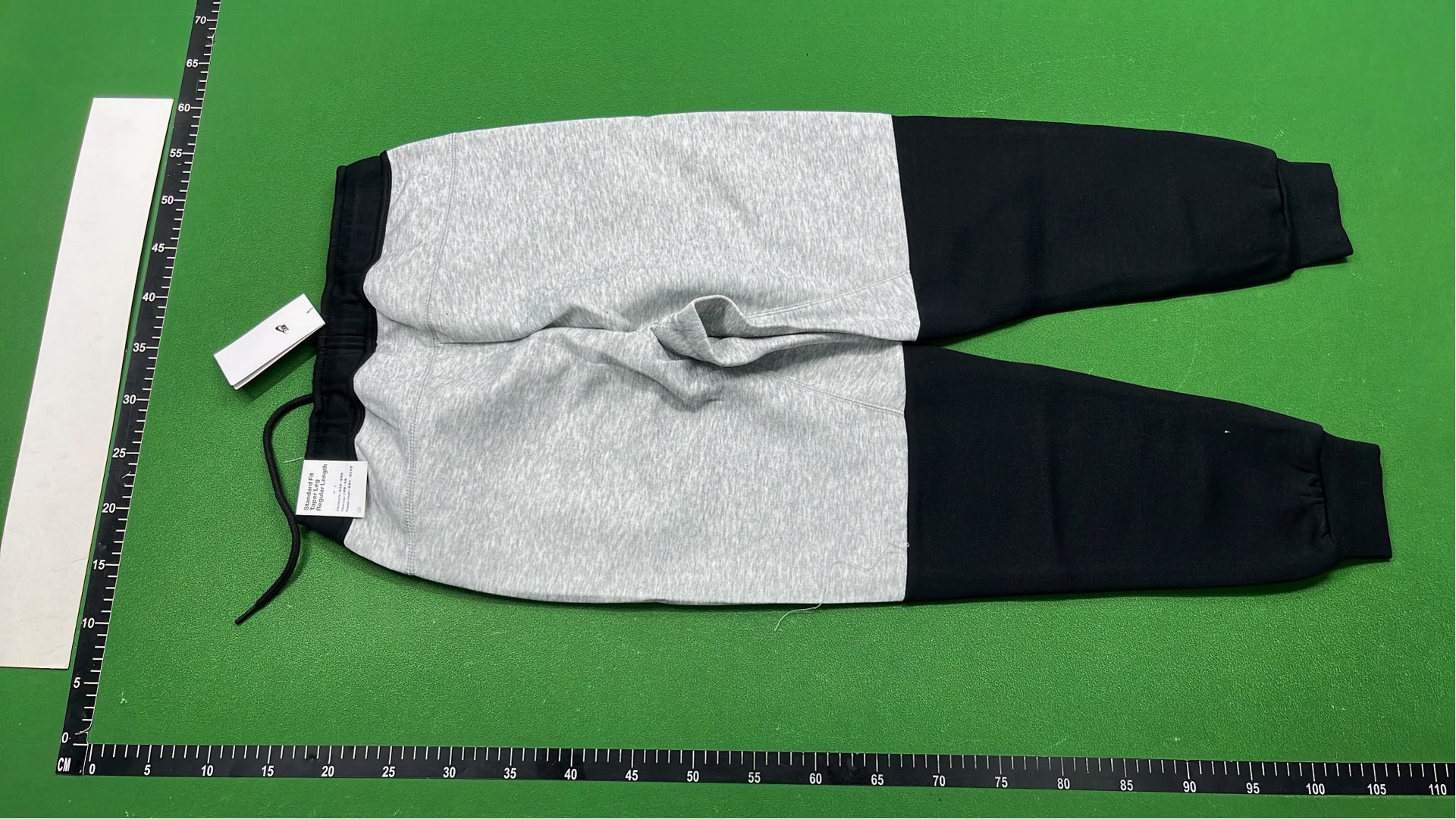 Men's Lightweight Zip-Up Hoodie for Casual Wear