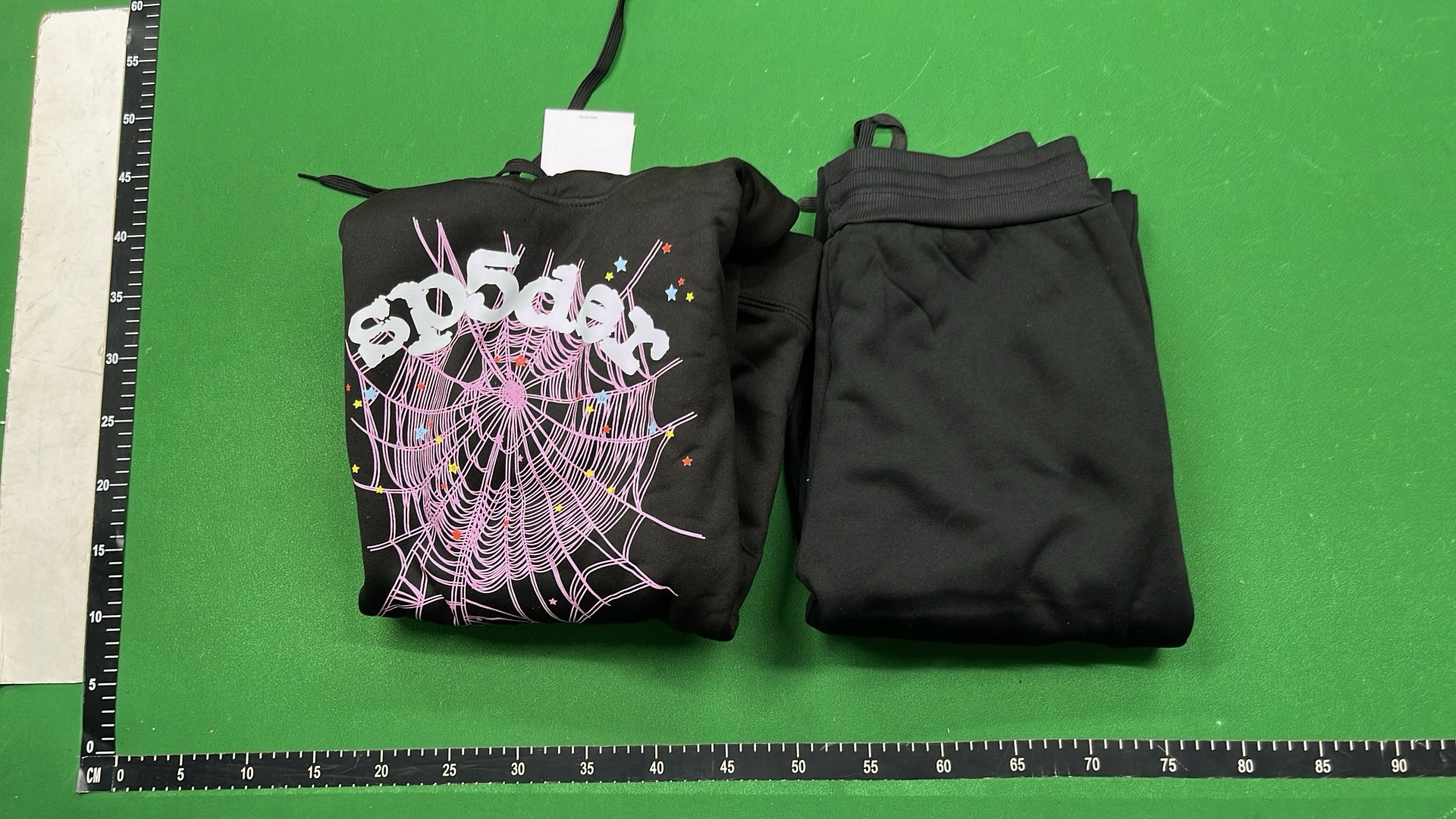 Spider! Glow-in-the-Dark Hoodie - Trendy Streetwear Sweatshirt